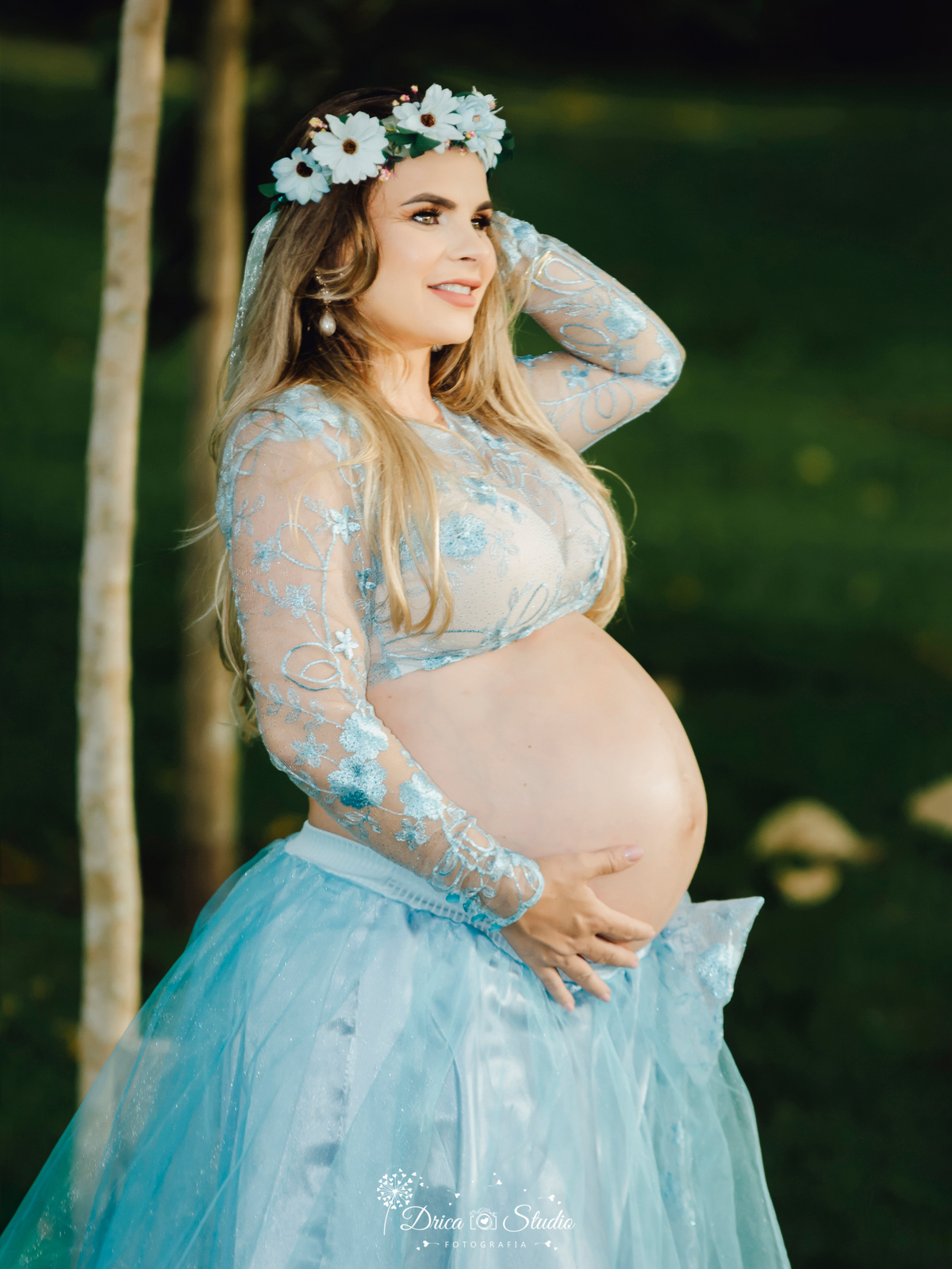 Ensaio família - ensaio fotográfico gestante - gestante - fotos casal - família - fotos ao ar livre - gestação feliz - fotos espontâneas - roupas gestante - gestação - drica studio fotografias - Xinguara - Pará 