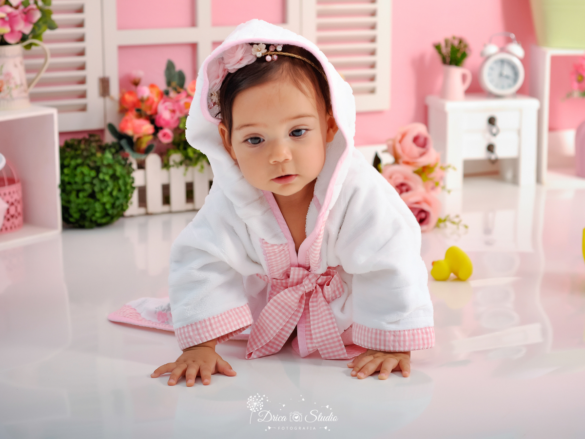 Cenário - Sessão de fotos - meu mundo rosa - banheira - banho divertido - fotos de bebês banhando - infantil diverido - ideias criativas de cenários - ideias - Xinguara - Pará - Drica studio 