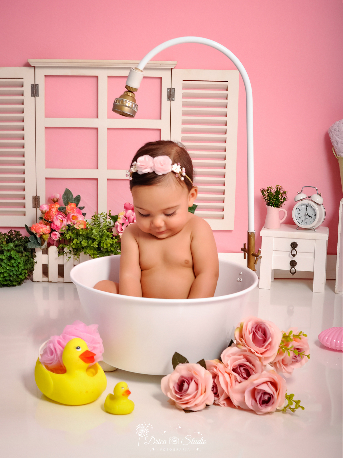 Cenário - Sessão de fotos - meu mundo rosa - banheira - diversão - banho divertido - fotos de bebês banhando - infantil - ideias criativas de cenários - Xinguara - Pará - Drica studio 