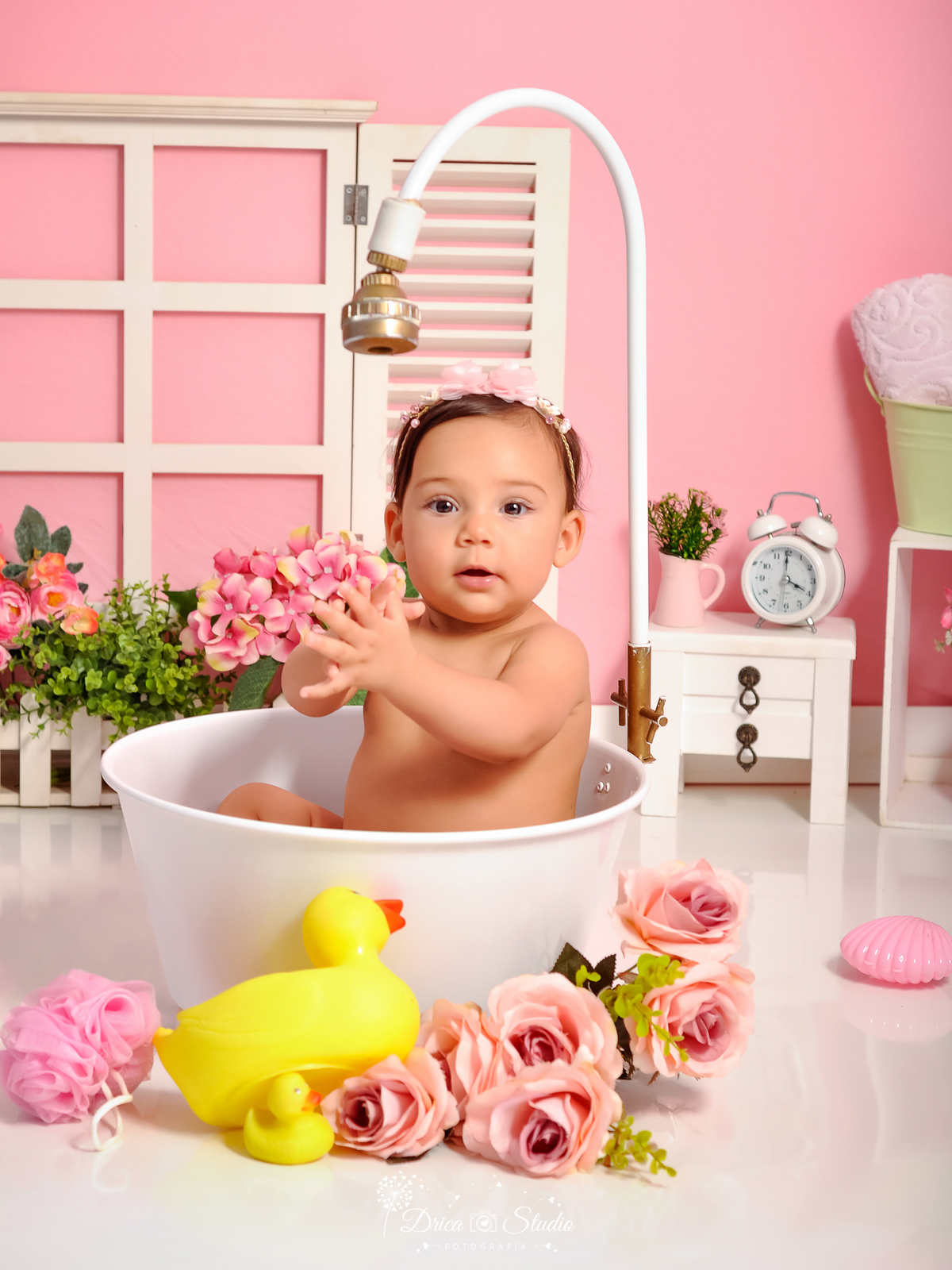 Cenário - Sessão de fotos - meu mundo rosa - banheira -feliz banho - banho divertido - fotos de bebês banhando - infantil - ideias criativas de cenários - Xinguara - Pará - Drica studio 