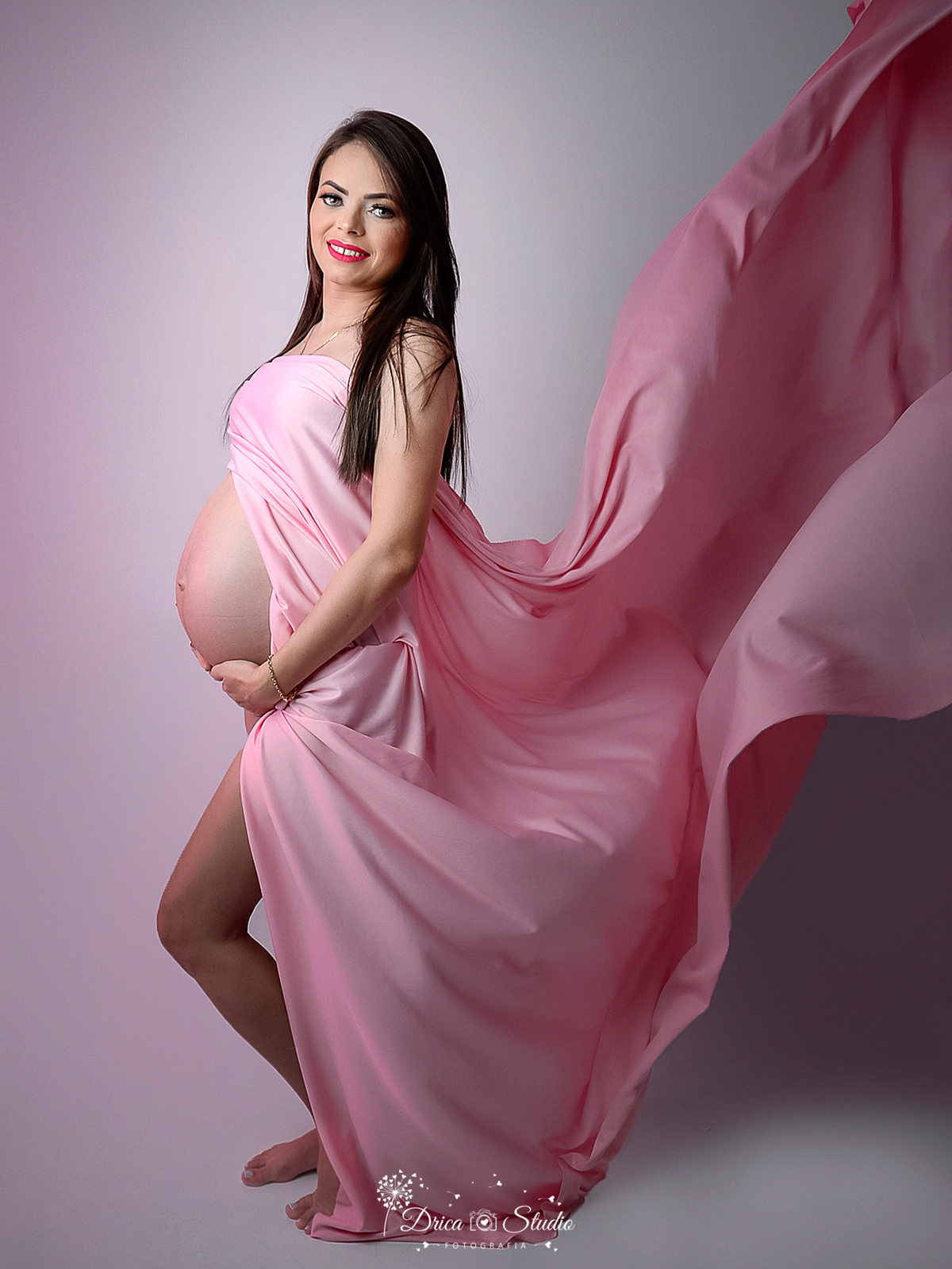 Gestante - mãe - gestação - filho - studio - fotos em studio - fotografia - meses - bebê - 9 meses - mamãe - crescimento - evolução - Xinguara - Pará - Drica studio - menina - mulher 