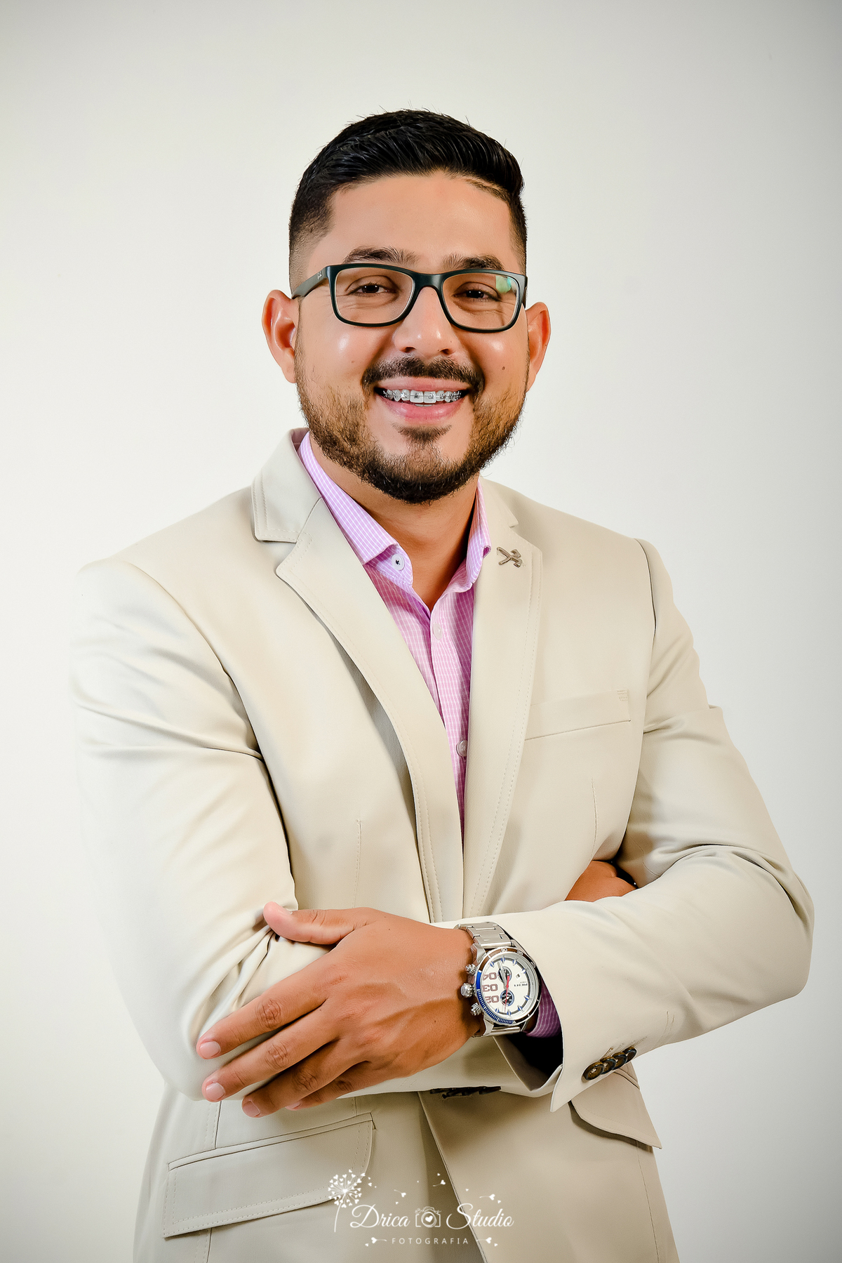 Formação - profissionais - trabalho - fotos em studio - publicidade - fotos em studio masculina - fotos em fundo preto - fundo branco - Xinguara - Fotografia - Drica Studio - Pará