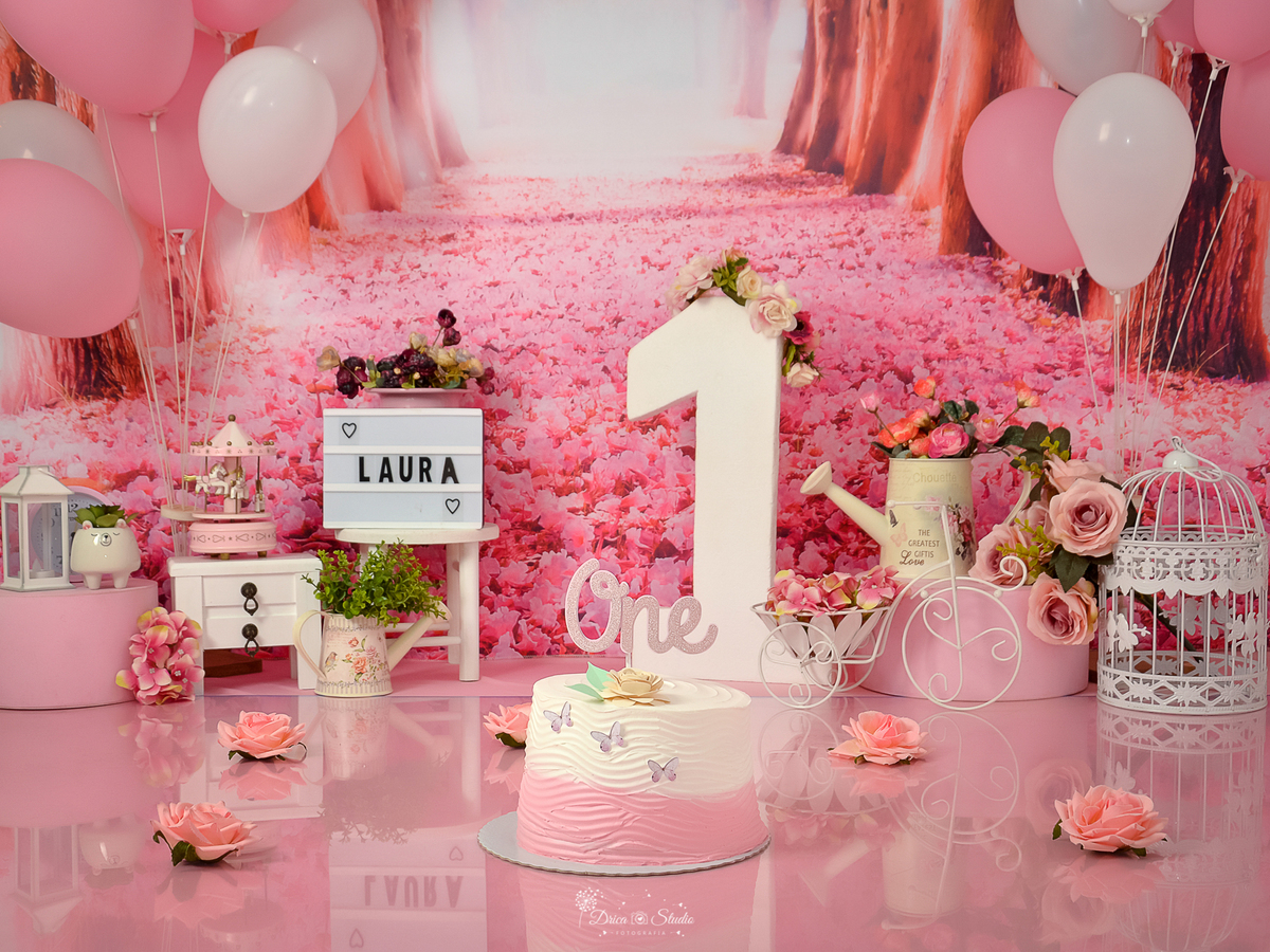 jardim - Smash de cake - aniversário - rosa - cenário - menina - princesa - jardim - flores - meu mundo rosa - 1 ano - meu primeiro aninho - banho - banheira - Xinguara - Drica studio - fotografia - Pará