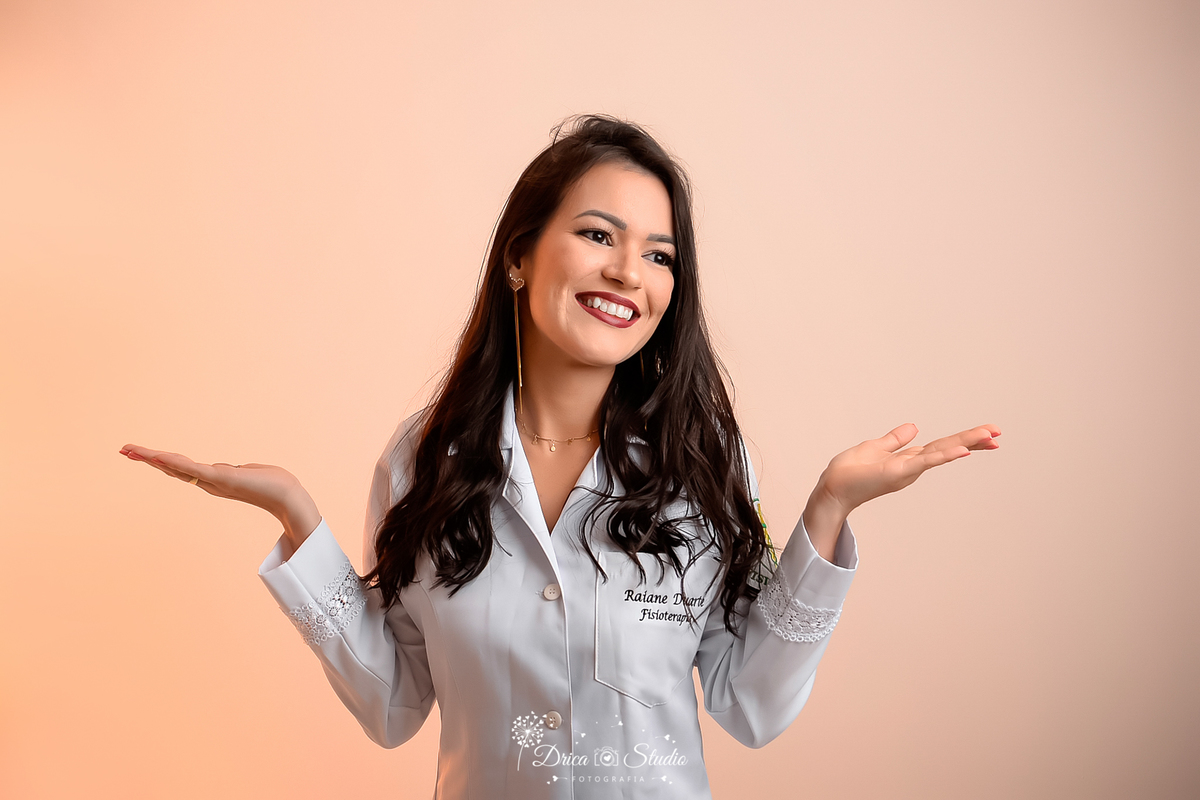 fotos profissionais - fotos de perfil profissional - fotos para trabalho - fotos em studio - fotos de fundo branco - fotos para publicidade - fotos para publicidade em estúdio - Xinguara - Pará - fotografia - Drica estúdio 