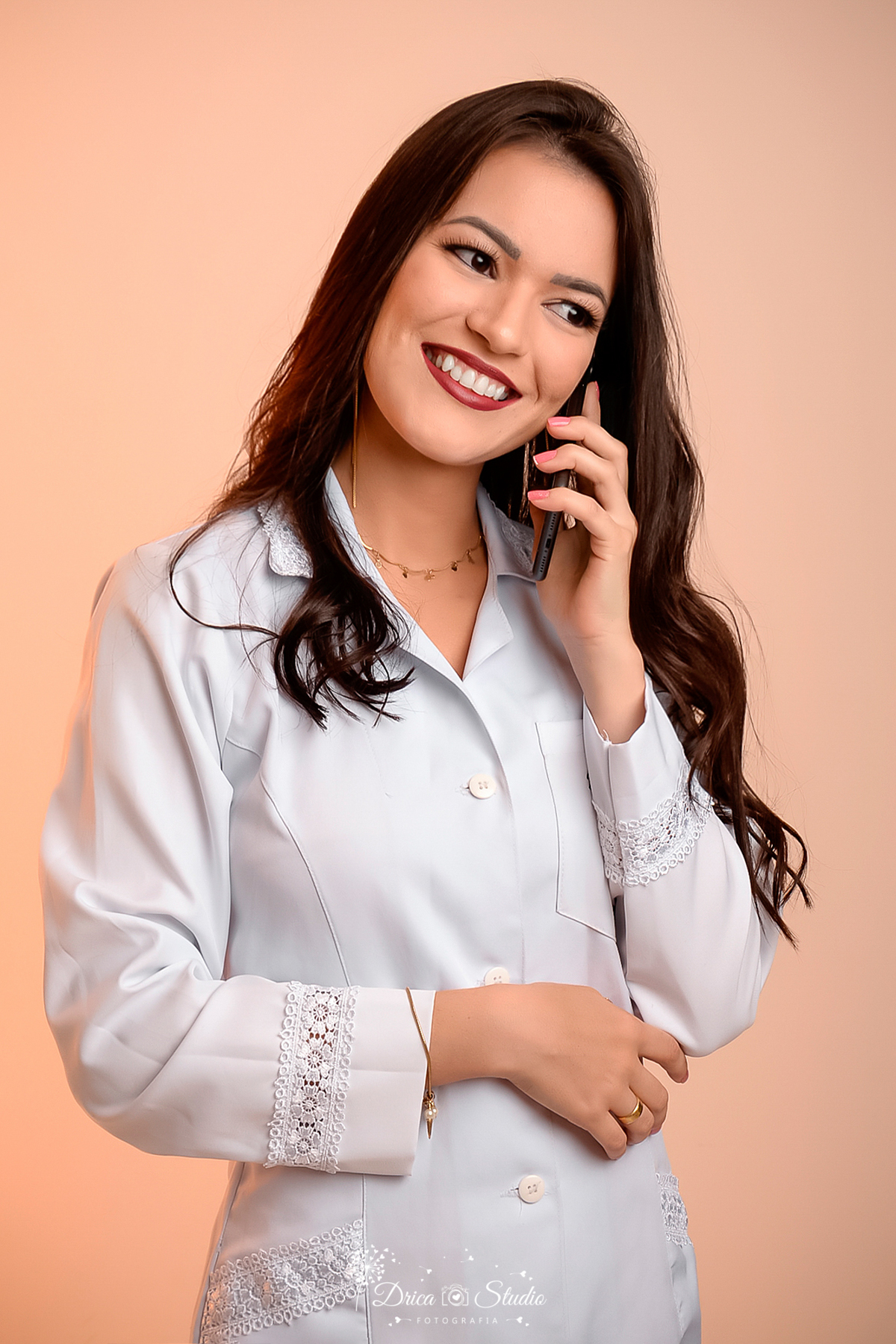 fotos profissionais - fotos de perfil profissional - fotos para trabalho - fotos em studio - fotos de fundo branco - fotos para publicidade - fotos para publicidade em estúdio - Xinguara - Pará - fotografia - Drica estúdio 