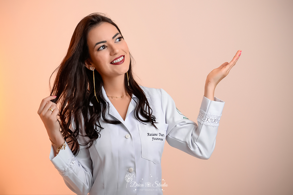 fotos profissionais - fotos de perfil profissional - fotos para trabalho - fotos em studio - fotos de fundo branco - fotos para publicidade - fotos para publicidade em estúdio - Xinguara - Pará - fotografia - Drica estúdio 