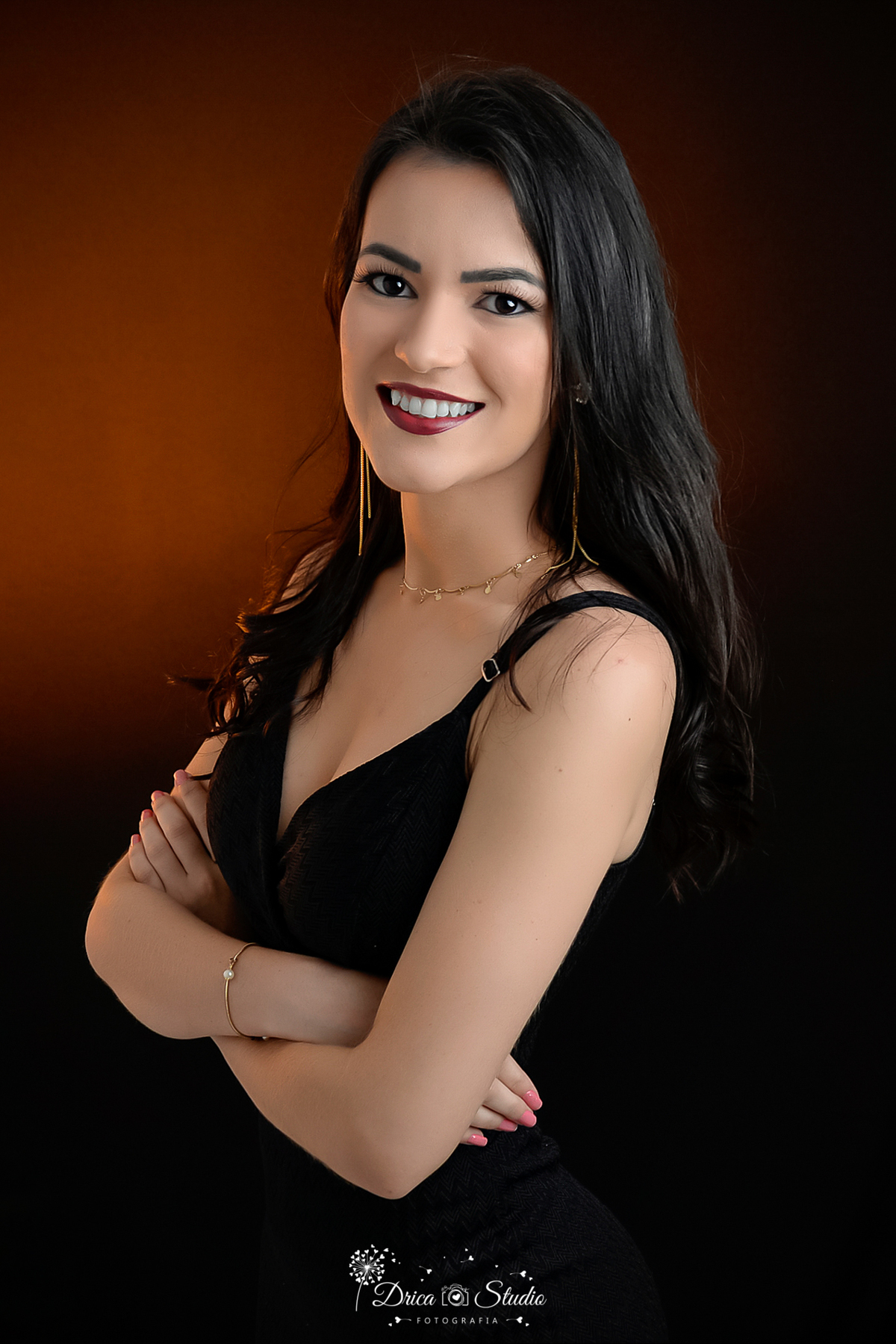 fotos profissionais - fotos de perfil profissional - fotos para trabalho - fotos em studio - fotos de fundo branco - fotos para publicidade - fotos para publicidade em estúdio - Xinguara - Pará - fotografia - Drica estúdio 