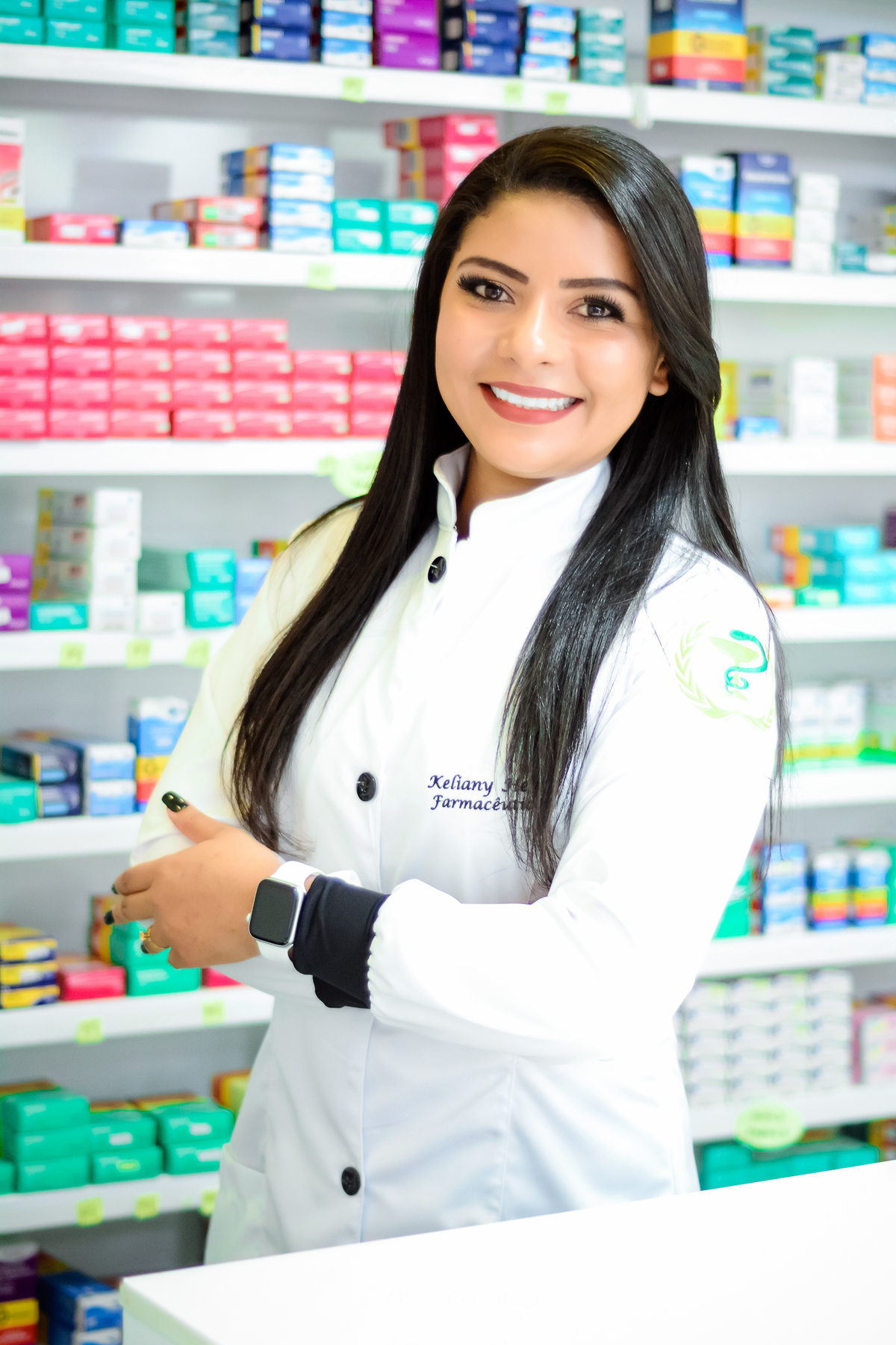 Fotos profissionais - fotos de perfil profissional - fotos publicidade - fotos em estúdio - fotos em farmácia - farmacêutica -  fotos formandos - formandos - beca - Xinguara - Pará - Drica studio fotografia