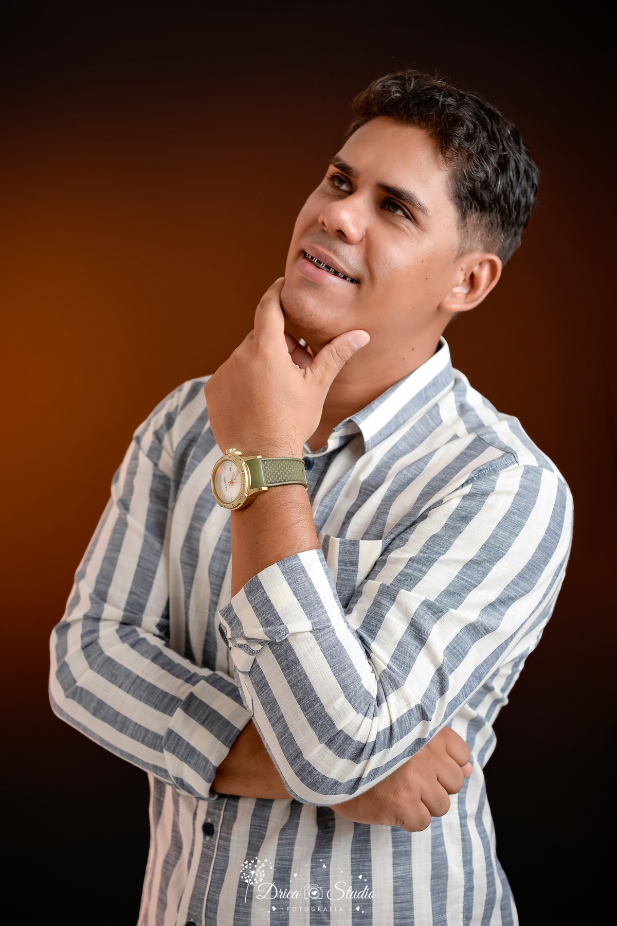 Formação - profissionais - trabalho - fotos em studio - publicidade - fotos em studio feminina - fotos em fundo preto - fundo branco - Xinguara - Fotografia - Drica Studio - Pará - fotos em estúdio - fotos masculinas