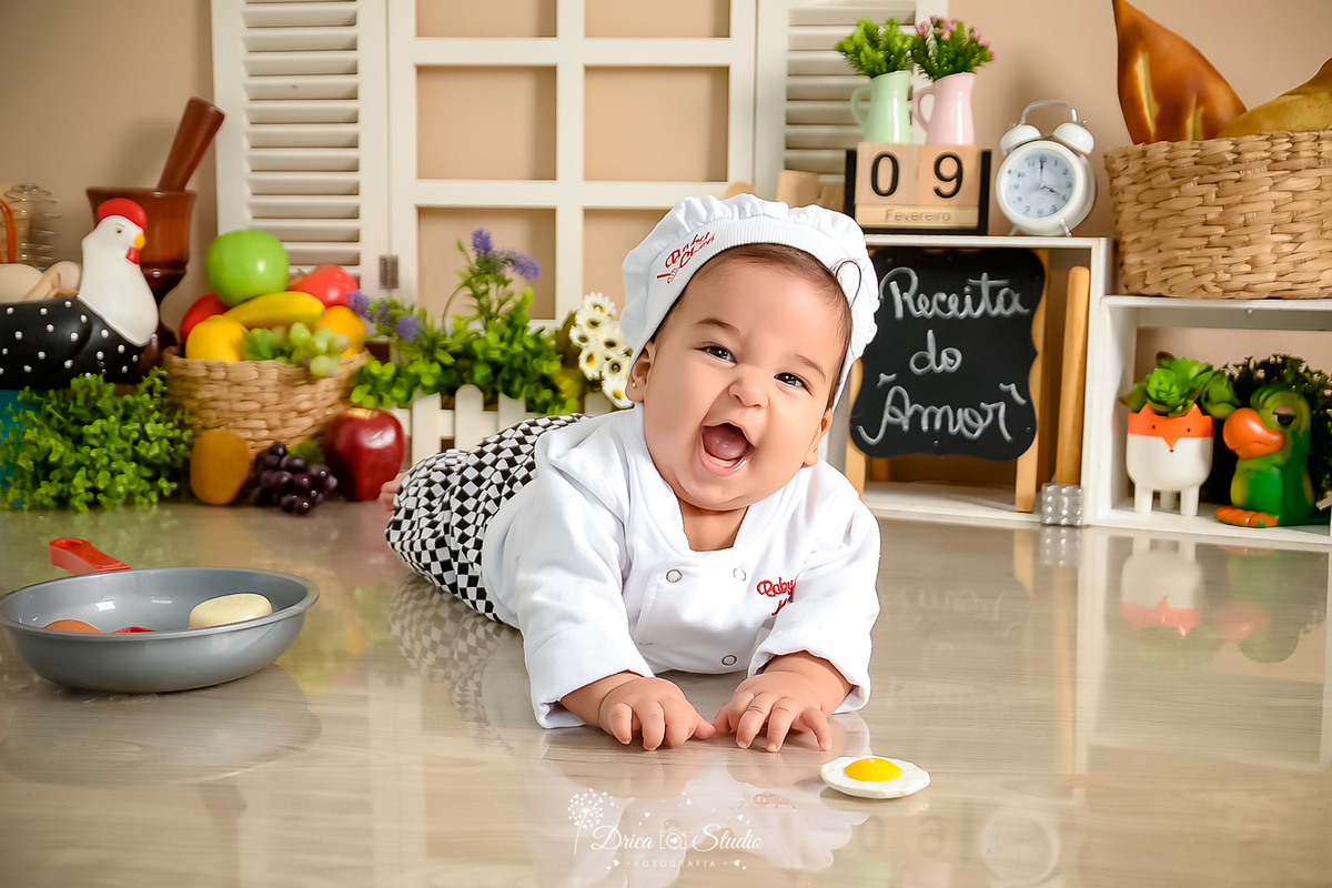 Fotos em estúdio - acompanhamento mensal - fotos infantis - fotos de cenários - fotos de acompanhamentos mensais - folia - diversão - mamãesdeplantão - dricastudio - coainha - minichefinho - Xinguara - Pará - fotografia 