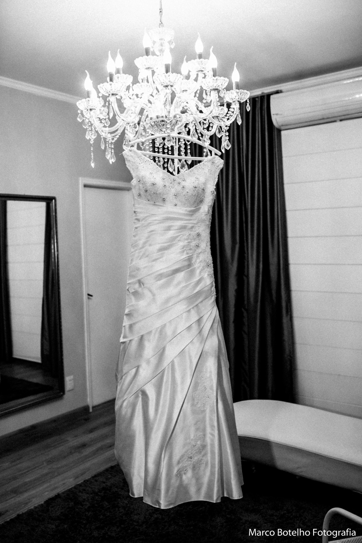 exposição so vestido da noiva em  Marco Botelho Fotografo-SP