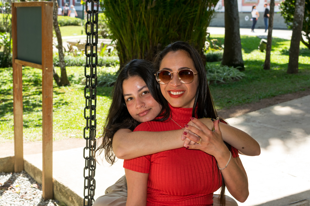 #ensaiofamiliar #ensaioexterno #museuimperial #ensaiodeirmãs #mauricioborgesfotografia #petropolis #cidadeimperial #museuimperial 