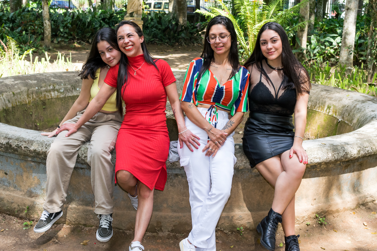 #ensaiofamiliar #ensaioexterno #museuimperial #ensaiodeirmãs #mauricioborgesfotografia #petropolis #cidadeimperial #museuimperial 