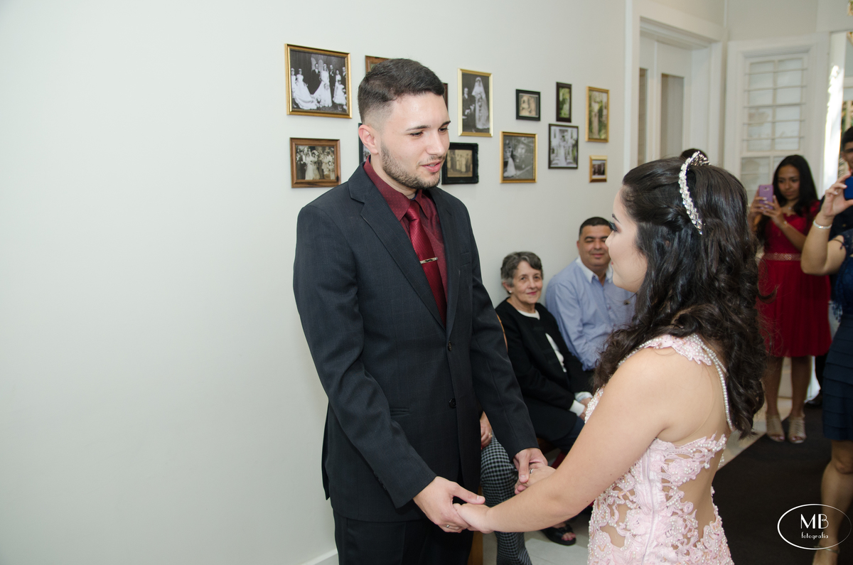 churrascaria-petropolis-rj-errejota-mauricioborgesfotografia-casamentocivil-fotosdecasamento-bride-wedding-party-alianças-cartório-noivos-noivado-festadecasamento