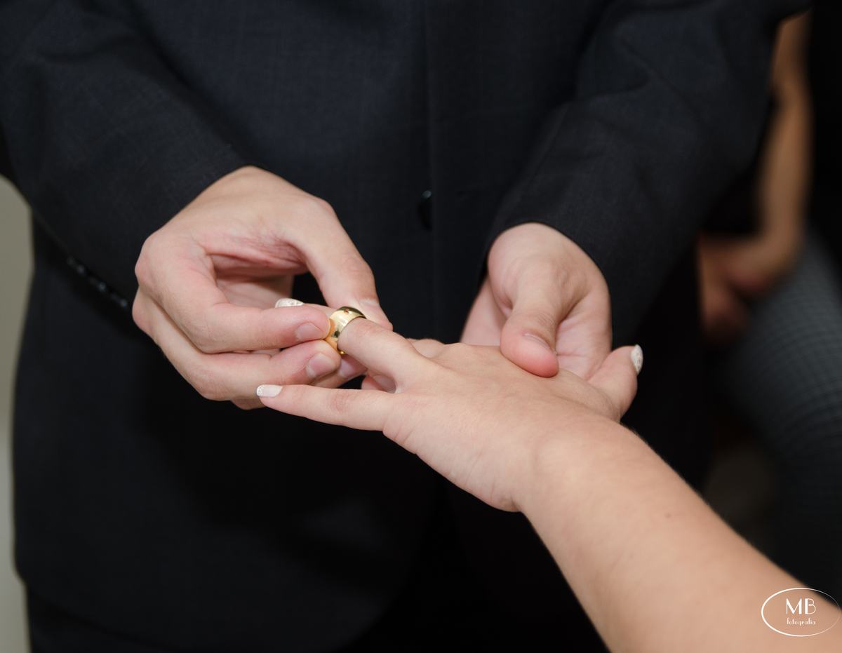 churrascaria-petropolis-rj-errejota-mauricioborgesfotografia-casamentocivil-fotosdecasamento-bride-wedding-party-alianças-cartório-noivos-noivado-festadecasamentochurrascaria-petropolis-rj-errejota-mauricioborgesfotografia-casamentocivil-fotosdecasamento-