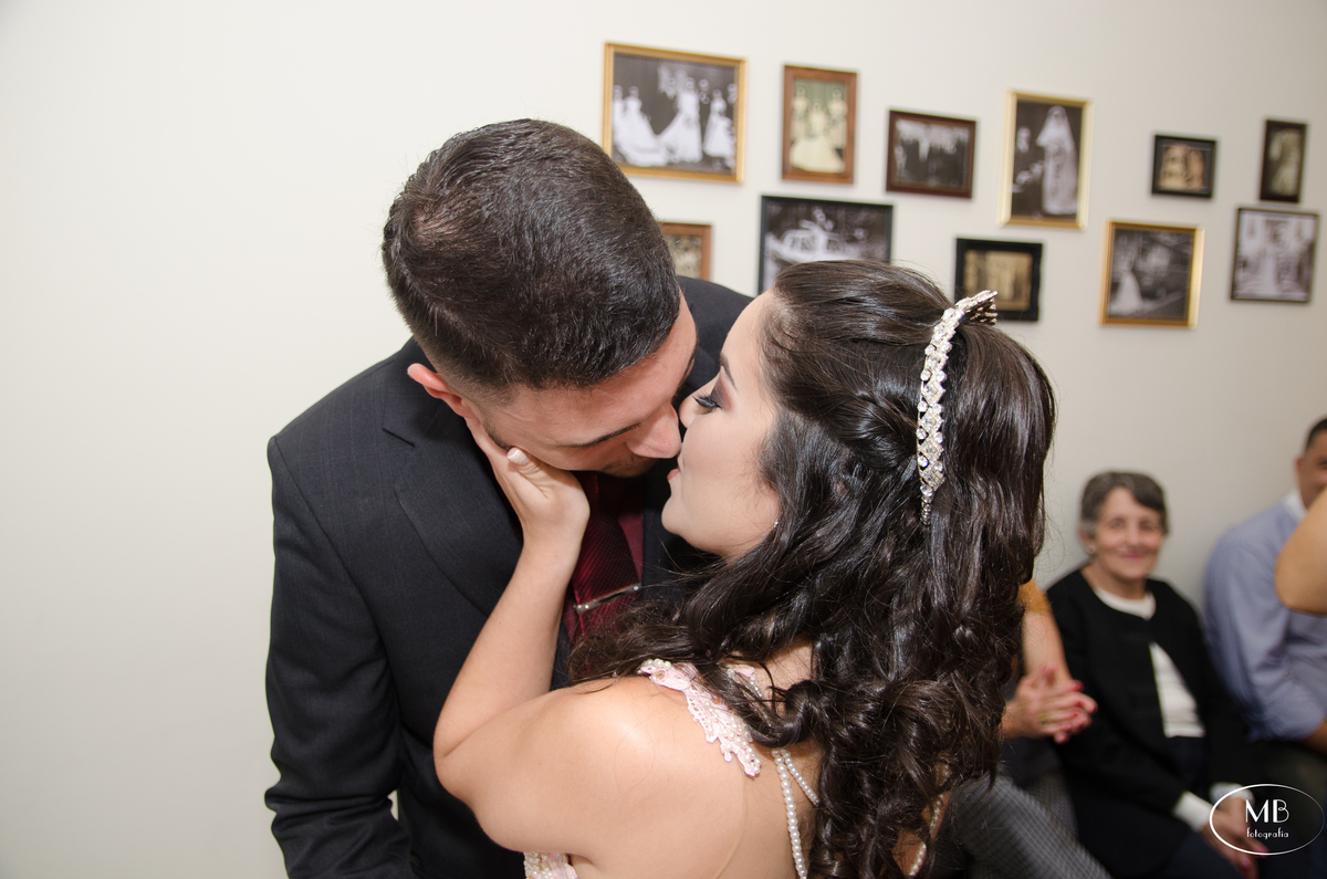 churrascaria-petropolis-rj-errejota-mauricioborgesfotografia-casamentocivil-fotosdecasamento-bride-wedding-party-alianças-cartório-noivos-noivado-festadecasamento