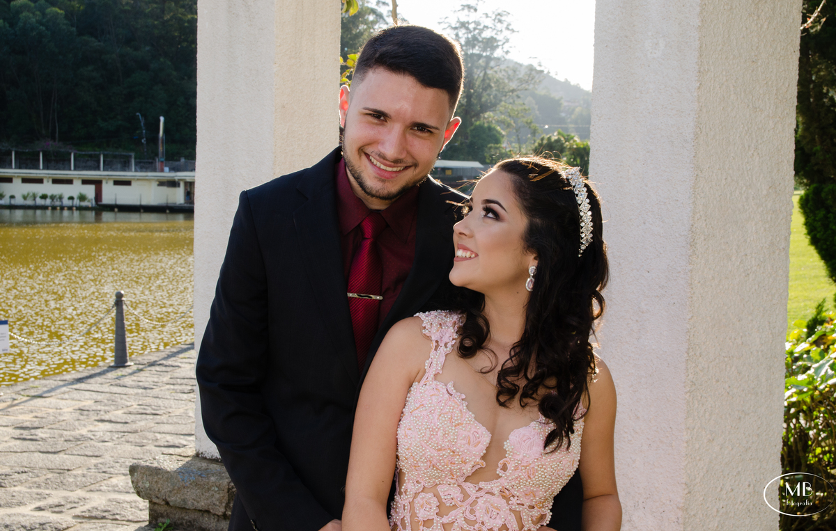 churrascaria-petropolis-rj-errejota-mauricioborgesfotografia-casamentocivil-fotosdecasamento-bride-wedding-party-alianças-cartório-noivos-noivado-festadecasamento