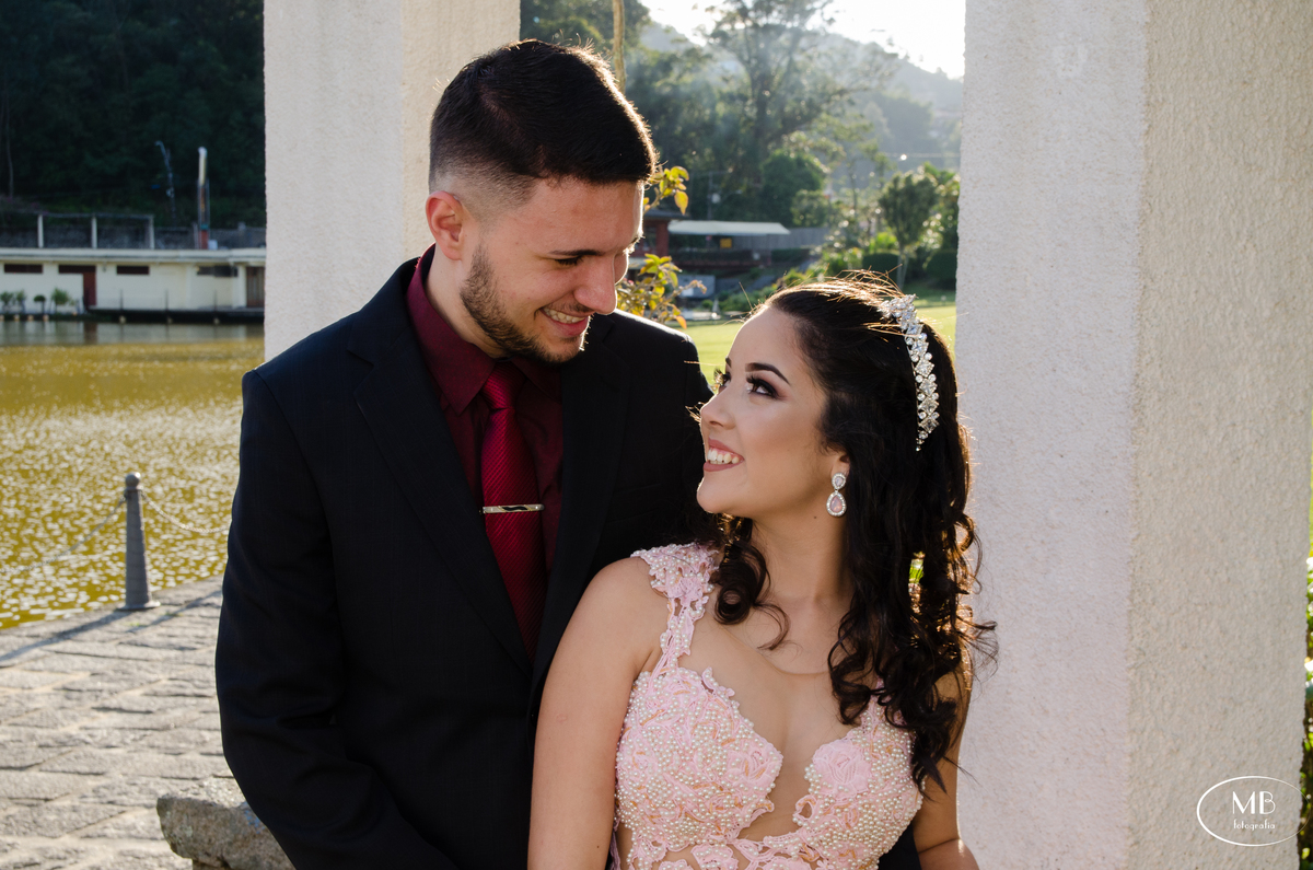 churrascaria-petropolis-rj-errejota-mauricioborgesfotografia-casamentocivil-fotosdecasamento-bride-wedding-party-alianças-cartório-noivos-noivado-festadecasamento