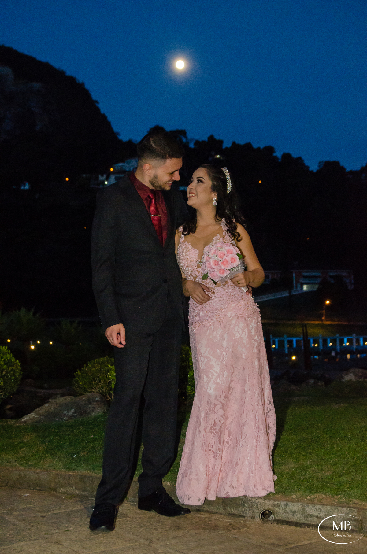 churrascaria-petropolis-rj-errejota-mauricioborgesfotografia-casamentocivil-fotosdecasamento-bride-wedding-party-alianças-cartório-noivos-noivado-festadecasamento