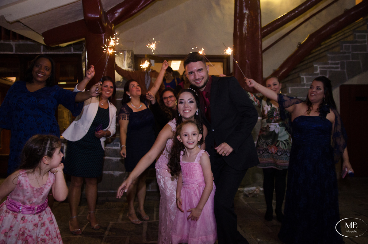 churrascaria-petropolis-rj-errejota-mauricioborgesfotografia-casamentocivil-fotosdecasamento-bride-wedding-party-alianças-cartório-noivos-noivado-festadecasamento