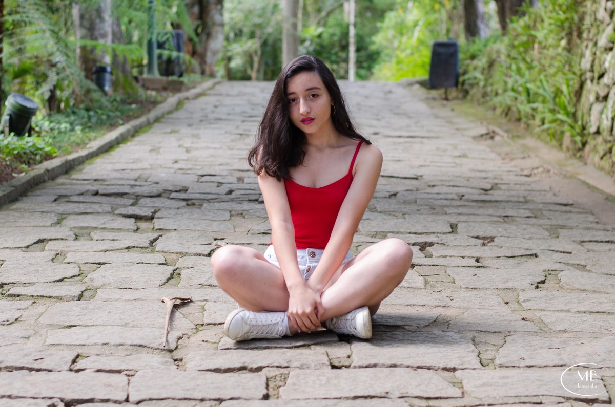 ensaiofeminino-ensiomenina-ensaioexternofeminino-museuimperialpetropolis-mauricioborgesfotografia-fotografia-photografy-nikon-fotosdeadolescente-
