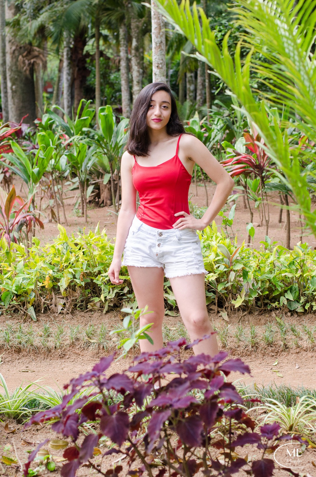 ensaiofeminino-ensiomenina-ensaioexternofeminino-museuimperialpetropolis-mauricioborgesfotografia-fotografia-photografy-nikon-fotosdeadolescente-