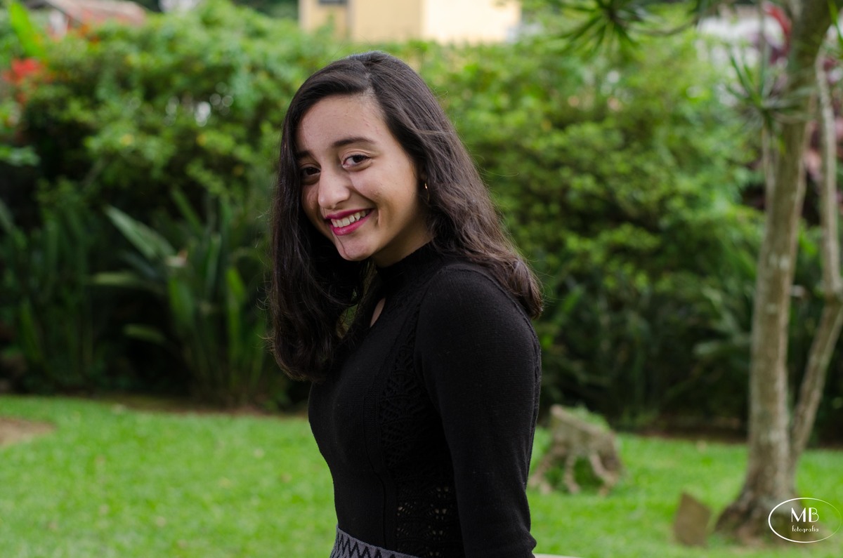 ensaiofeminino-ensiomenina-ensaioexternofeminino-museuimperialpetropolis-mauricioborgesfotografia-fotografia-photografy-nikon-fotosdeadolescente-
