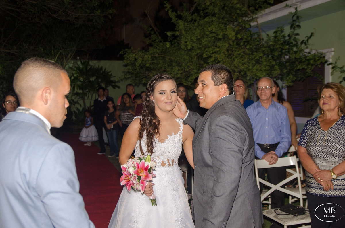 Wedding-photography-Petropolis-RJ-errejota-mauricioborgesfotografia-itaipava-bride-weddingdress-behappy-eudissesim-noivos-casamento-noivado-felizesparasempre