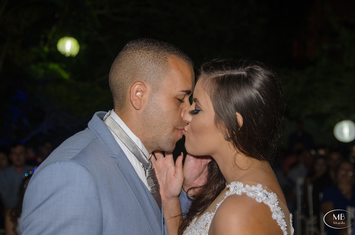 Wedding-photography-Petropolis-RJ-errejota-mauricioborgesfotografia-itaipava-bride-weddingdress-behappy-eudissesim-noivos-casamento-noivado-felizesparasempre