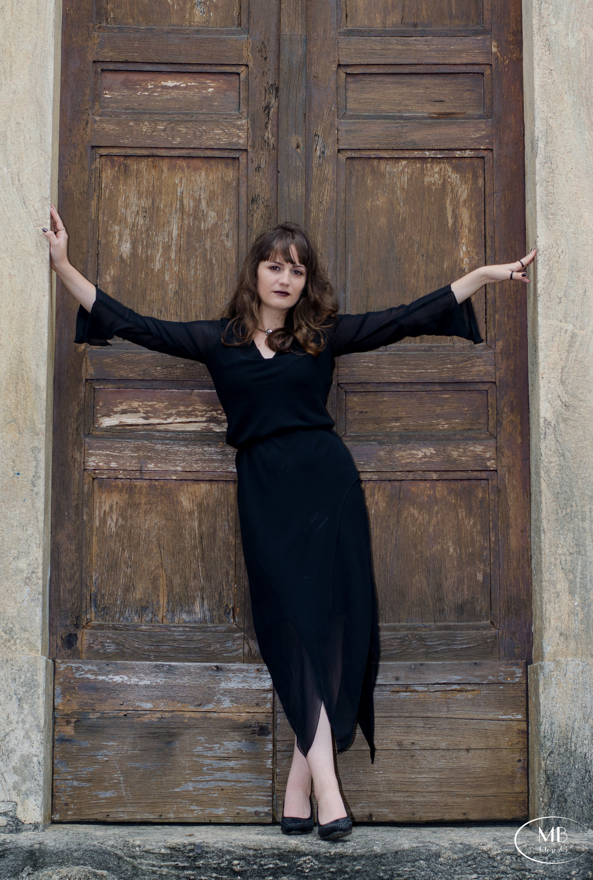 fotografiafeminina-ensaiofeminino-ensaioirmãs-ensaio-fotografiafeminina-photography-photos-photographerforrent-imagensexternas-mauricioborgesfotografia-petropolis-rj-museuimperialdepetropolis-jardins-casamento-noivado-formatura-festa-fotografiaexterna-