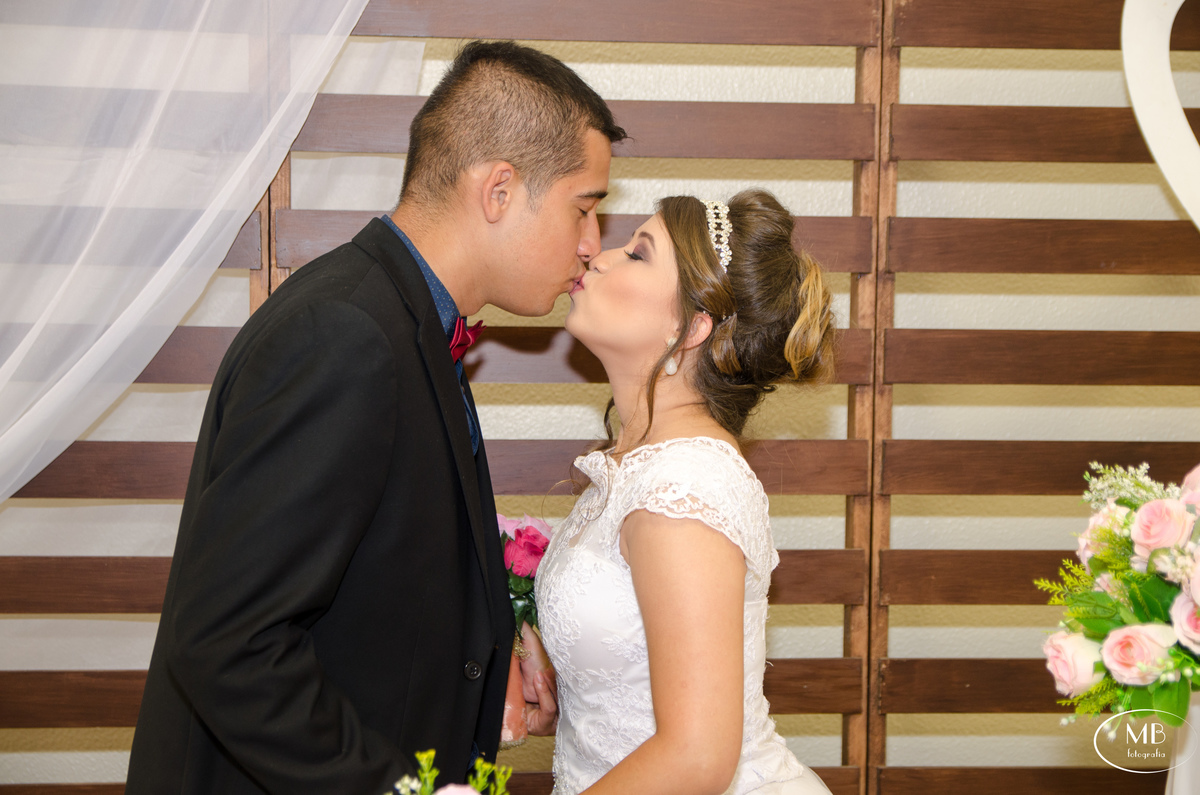 casamento-casamentonaserra-wedding-makingoff-noiva-petropolis-rj-mauricioborgesfotografia-festadecasamento-convidados-recepção-noivado-preparaçãoparacasamento-ensaiocasamento-eudissesim-elatambém-