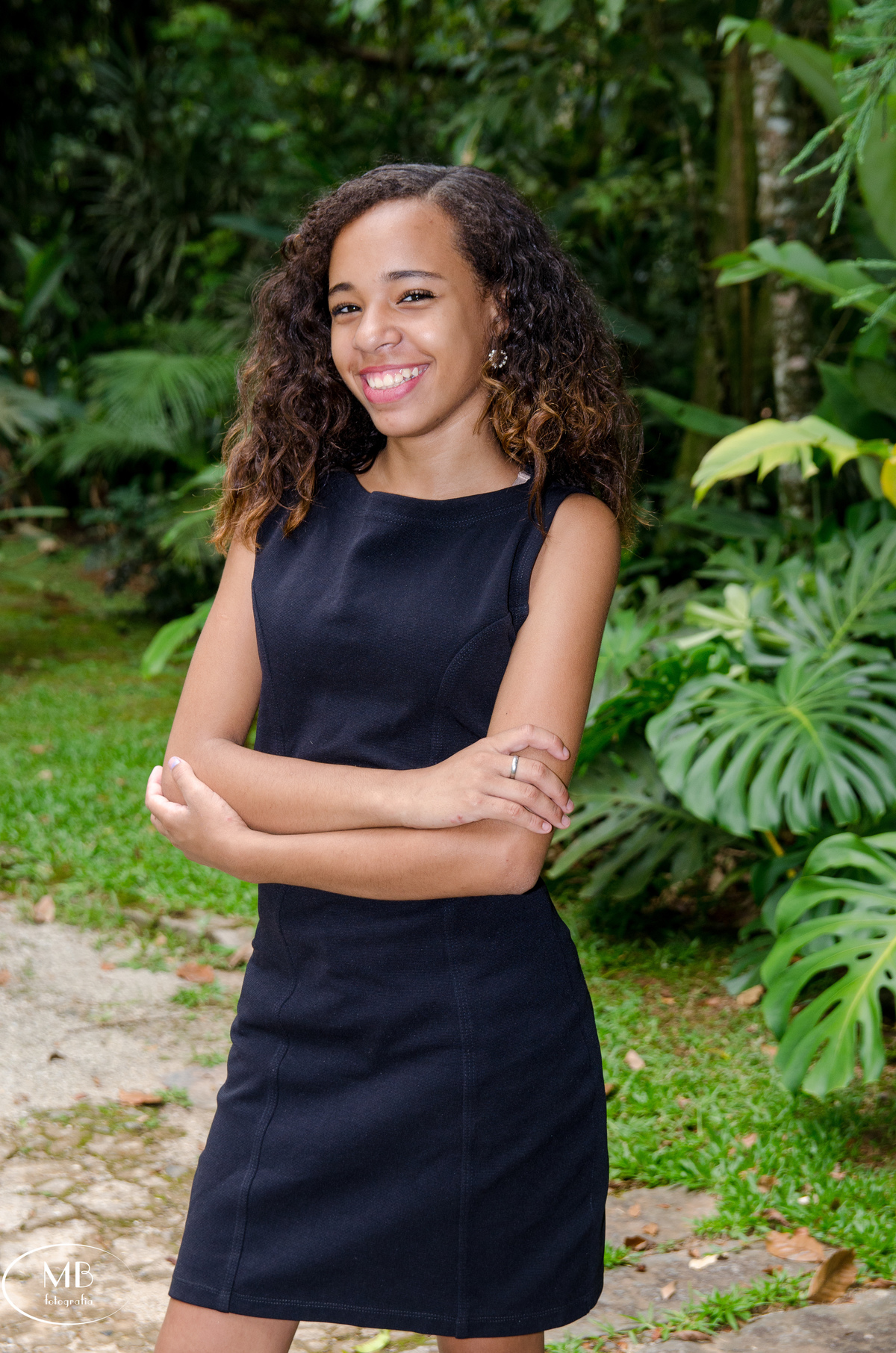 mauricioorgesfotografia-photography-photographerforrent-petropolis-rj-errejota-modelo-ensaioadolescente-ensaiofemininoexterno-bairroindependência-casacompiscina-meninasdebutantes-externo-externas-fotos-casamento-wedding-fotografodecasamento-