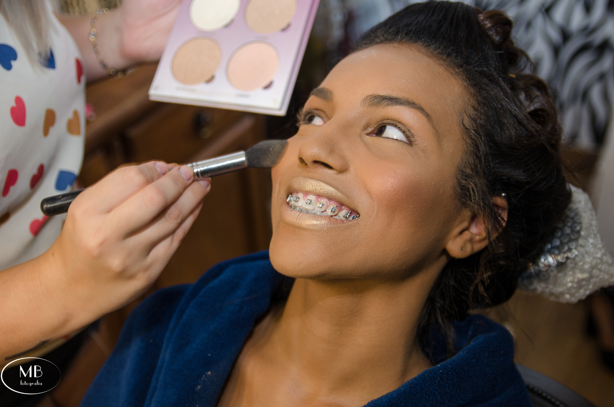 fotografia-debutante-15anos-festadequinze anos-petropolis-rj-errejota-fotografiafeminiana-ensaiosfemininos-photography-photographerforrent-casamentonaserra-salãodefestas-maquiagem-cortedecabelo-makingof-noivas-hairdesigner-mauricioborgesfotografia