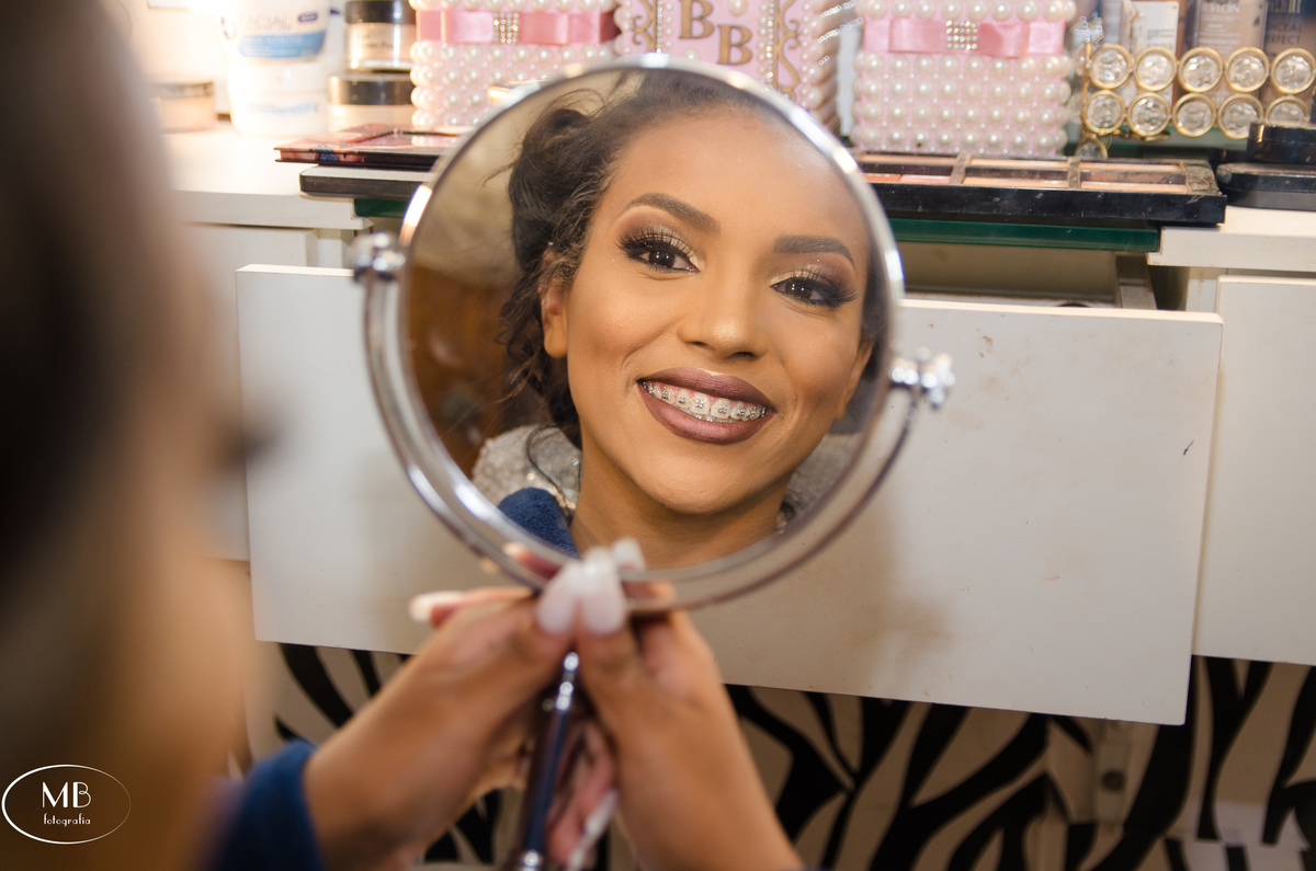 fotografia-debutante-15anos-festadequinze anos-petropolis-rj-errejota-fotografiafeminiana-ensaiosfemininos-photography-photographerforrent-casamentonaserra-salãodefestas-maquiagem-cortedecabelo-makingof-noivas-hairdesigner-mauricioborgesfotografia
