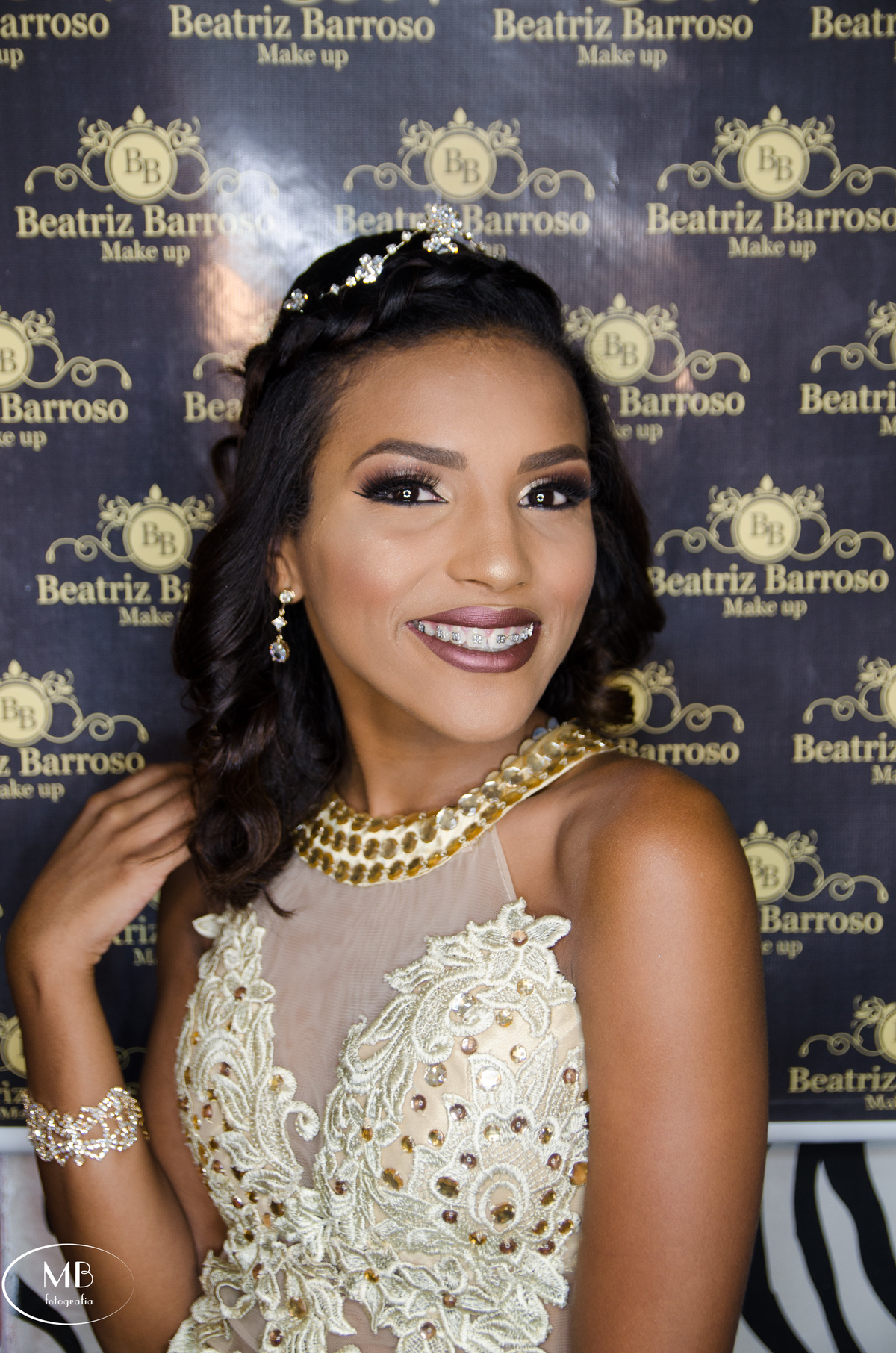 fotografia-debutante-15anos-festadequinze anos-petropolis-rj-errejota-fotografiafeminiana-ensaiosfemininos-photography-photographerforrent-casamentonaserra-salãodefestas-maquiagem-cortedecabelo-makingof-noivas-hairdesigner-mauricioborgesfotografia