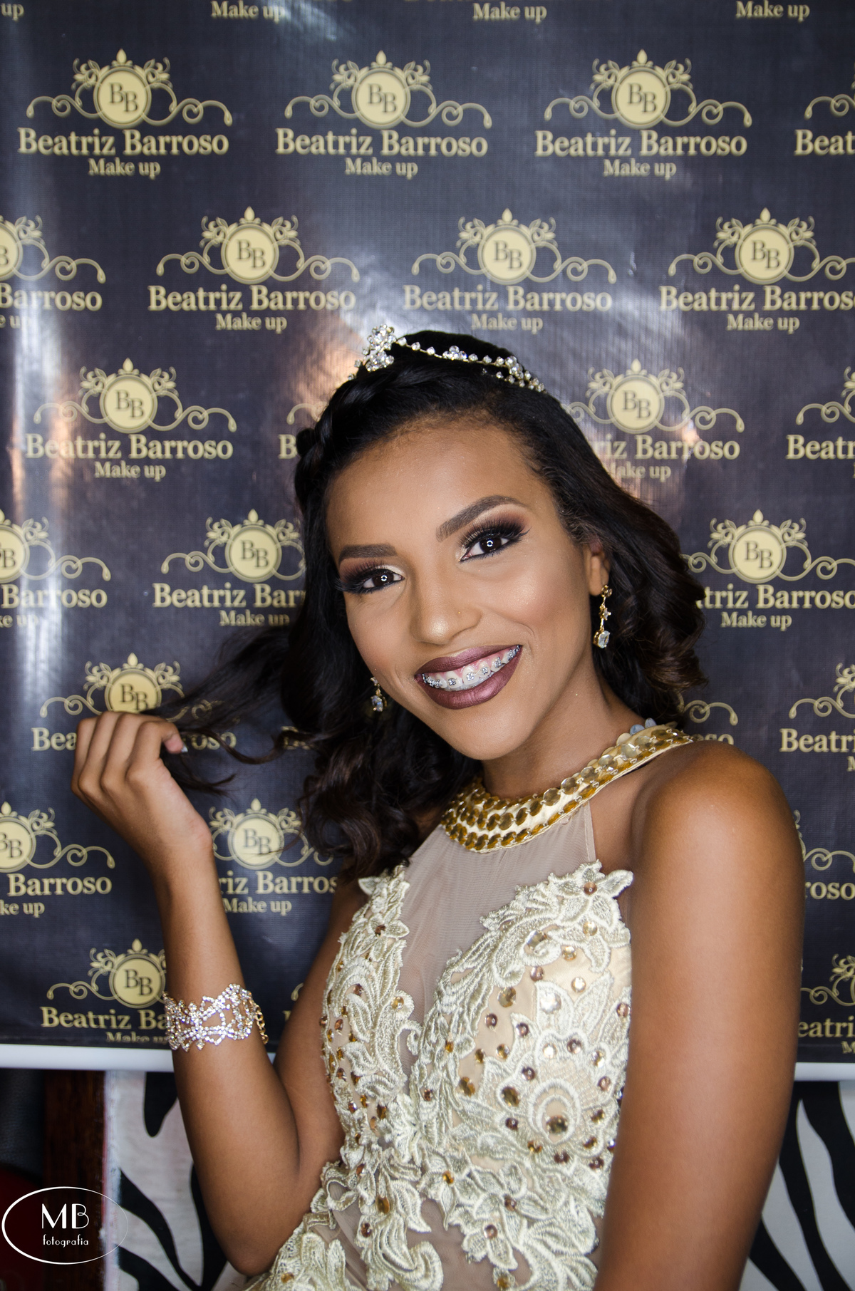 fotografia-debutante-15anos-festadequinze anos-petropolis-rj-errejota-fotografiafeminiana-ensaiosfemininos-photography-photographerforrent-casamentonaserra-salãodefestas-maquiagem-cortedecabelo-makingof-noivas-hairdesigner-mauricioborgesfotografia