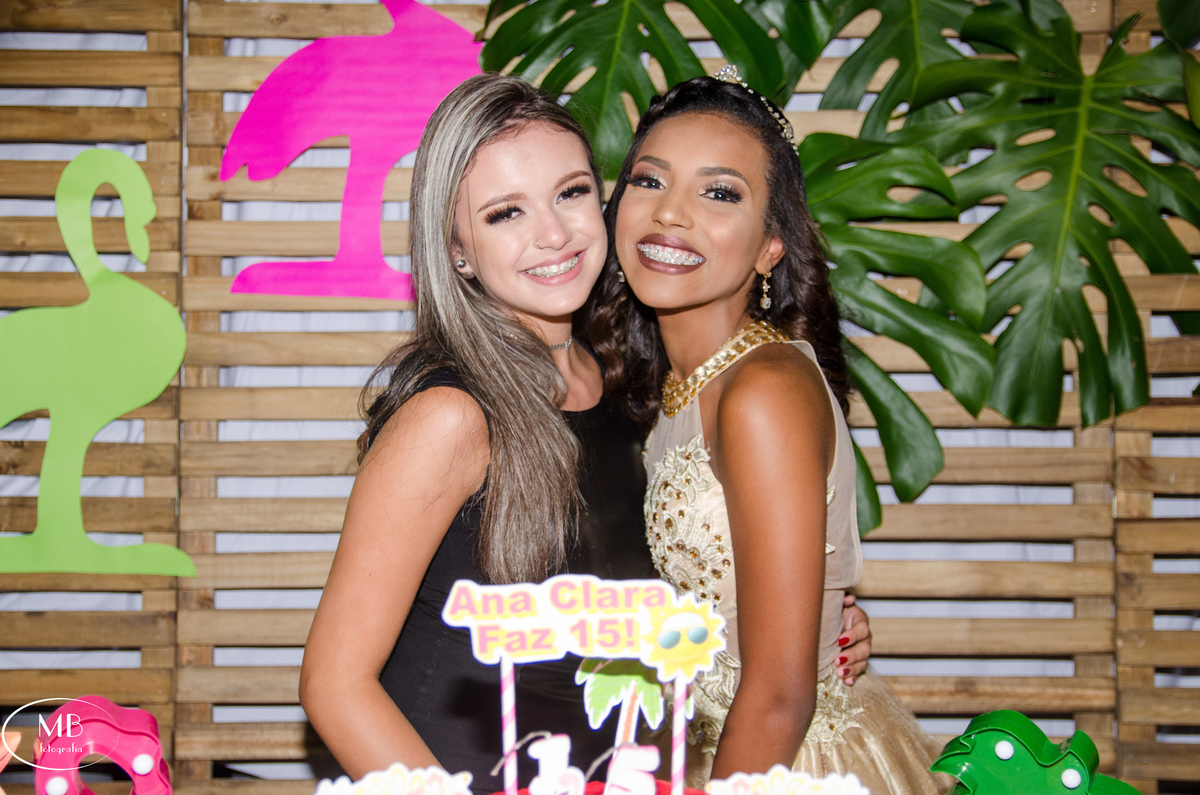 fotografia-debutante-15anos-festadequinze anos-petropolis-rj-errejota-fotografiafeminiana-ensaiosfemininos-photography-photographerforrent-casamentonaserra-salãodefestas-maquiagem-cortedecabelo-makingof-noivas-hairdesigner-mauricioborgesfotografia