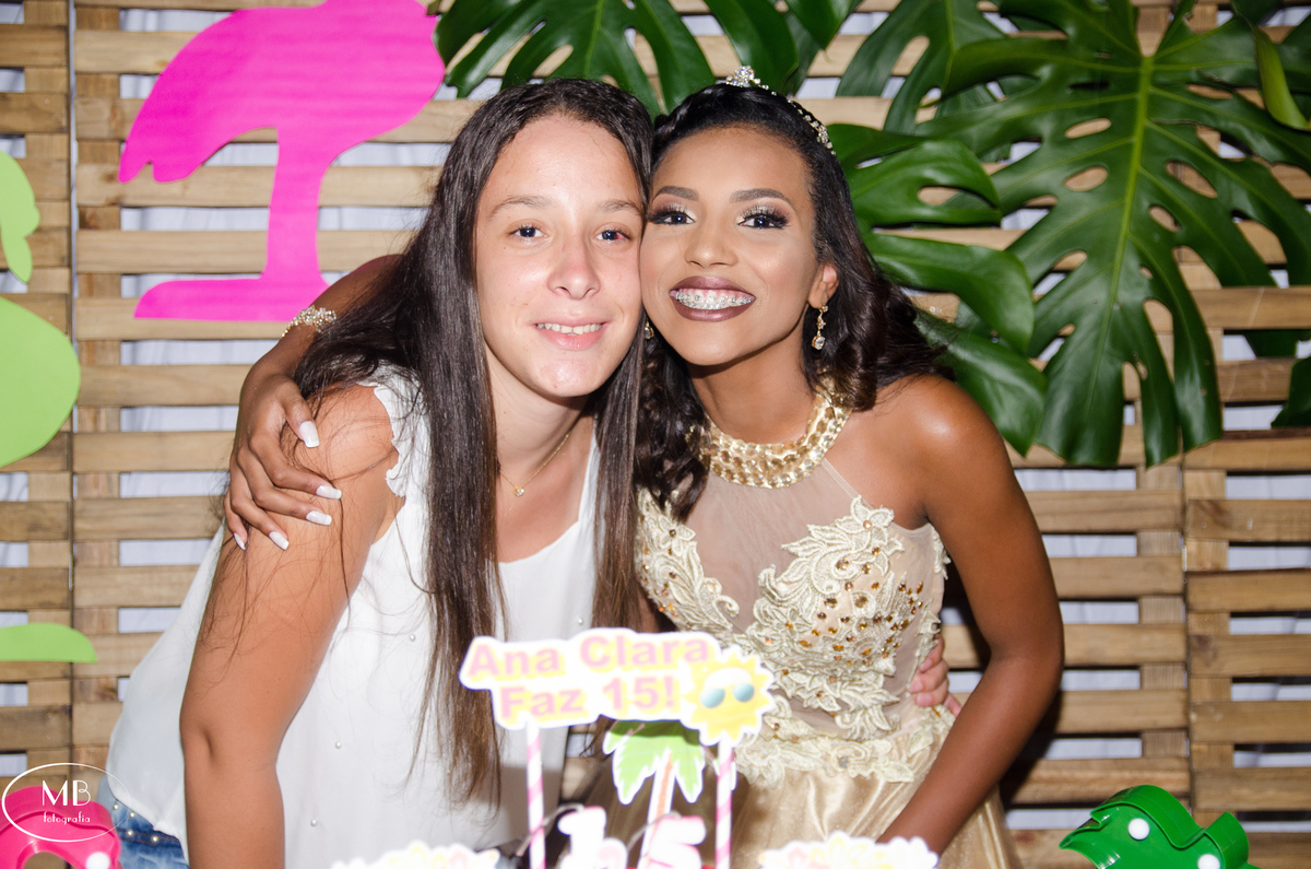 fotografia-debutante-15anos-festadequinze anos-petropolis-rj-errejota-fotografiafeminiana-ensaiosfemininos-photography-photographerforrent-casamentonaserra-salãodefestas-maquiagem-cortedecabelo-makingof-noivas-hairdesigner-mauricioborgesfotografia