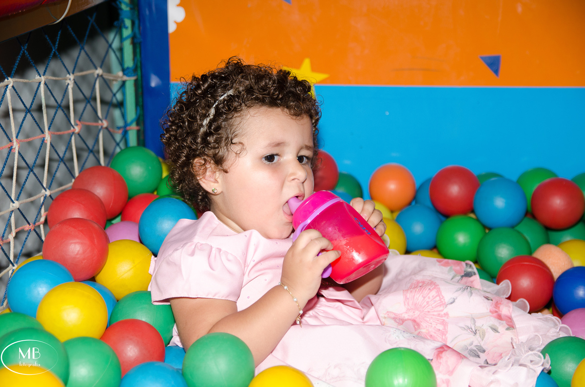 mauricioborgesfotografia-festainfantil-aniversariodecriança-fotosempetropolis-petropolis-rj-itaipava-aniversariodemenina-
photographerforrent-ensaiosemgeral-