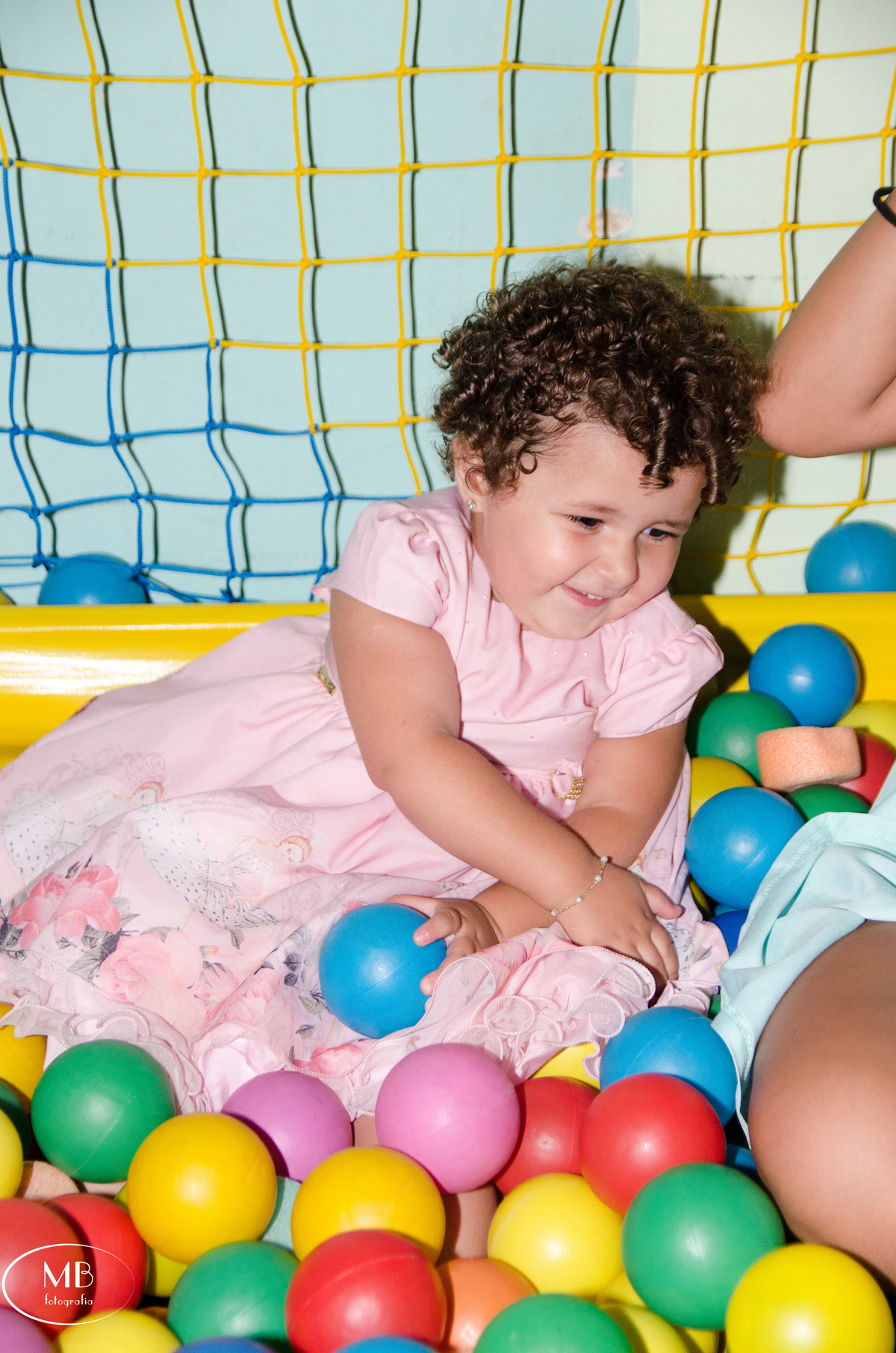 mauricioborgesfotografia-festainfantil-aniversariodecriança-fotosempetropolis-petropolis-rj-itaipava-aniversariodemenina-
photographerforrent-ensaiosemgeral-