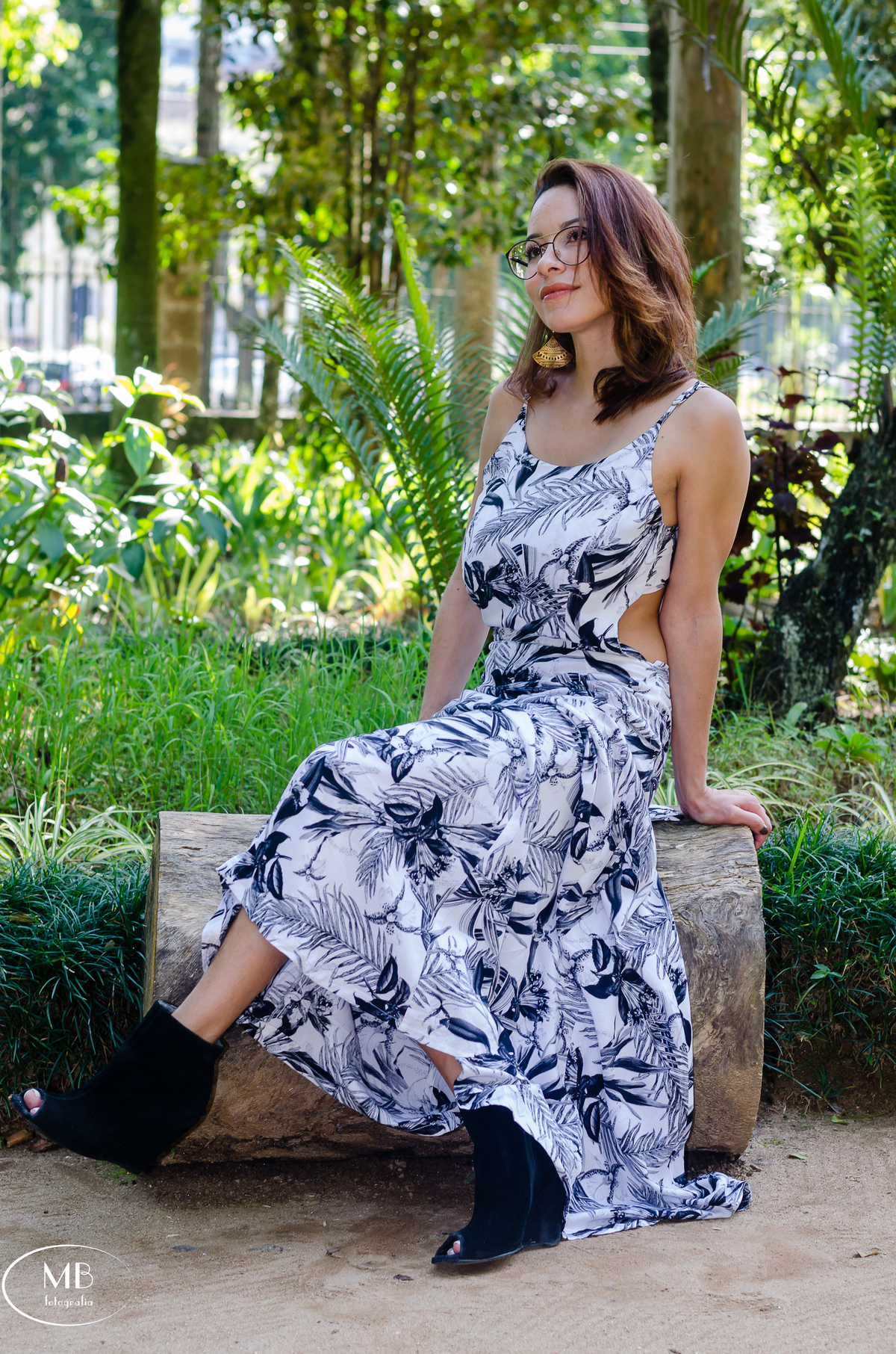 ensaiofeminino-fotografia-photographerforrent-petropolis-rj-museuimperial-jardins-fotos-casamentonaserra-noivado-cosplay-cosplayer-annaspindola-fotografiaporfotografar-mulher-belamulher-modapetropolis-ruatereza-mauricioborgesfotografia-fotografodealuguel