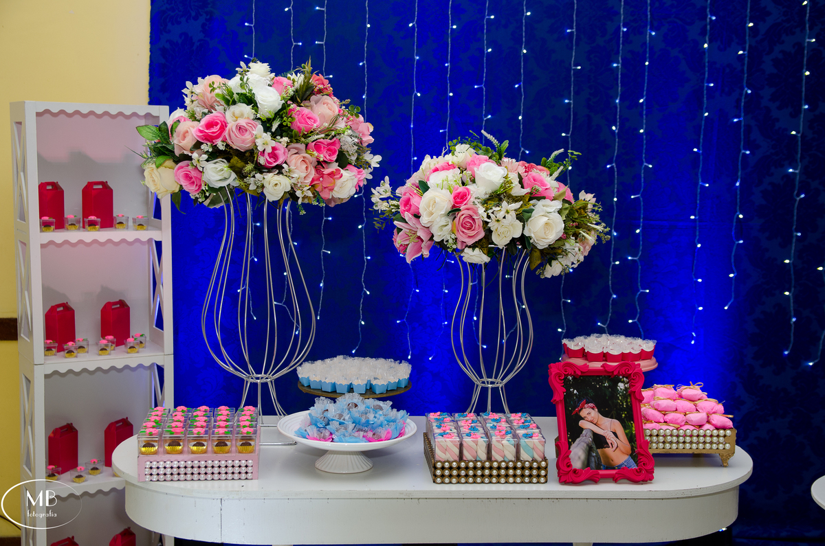 quinzaanos-debutante-festade15anos-paraisodasfestas-petropolis-rj-casamentonaserra-casamento-festademenina-photographerforrent-fotografoparaaluguel-mauricioborgesfotografia-fotografiaediversao-itaipava-regiaoserranadorio-karenvianna-aniversário-criança-