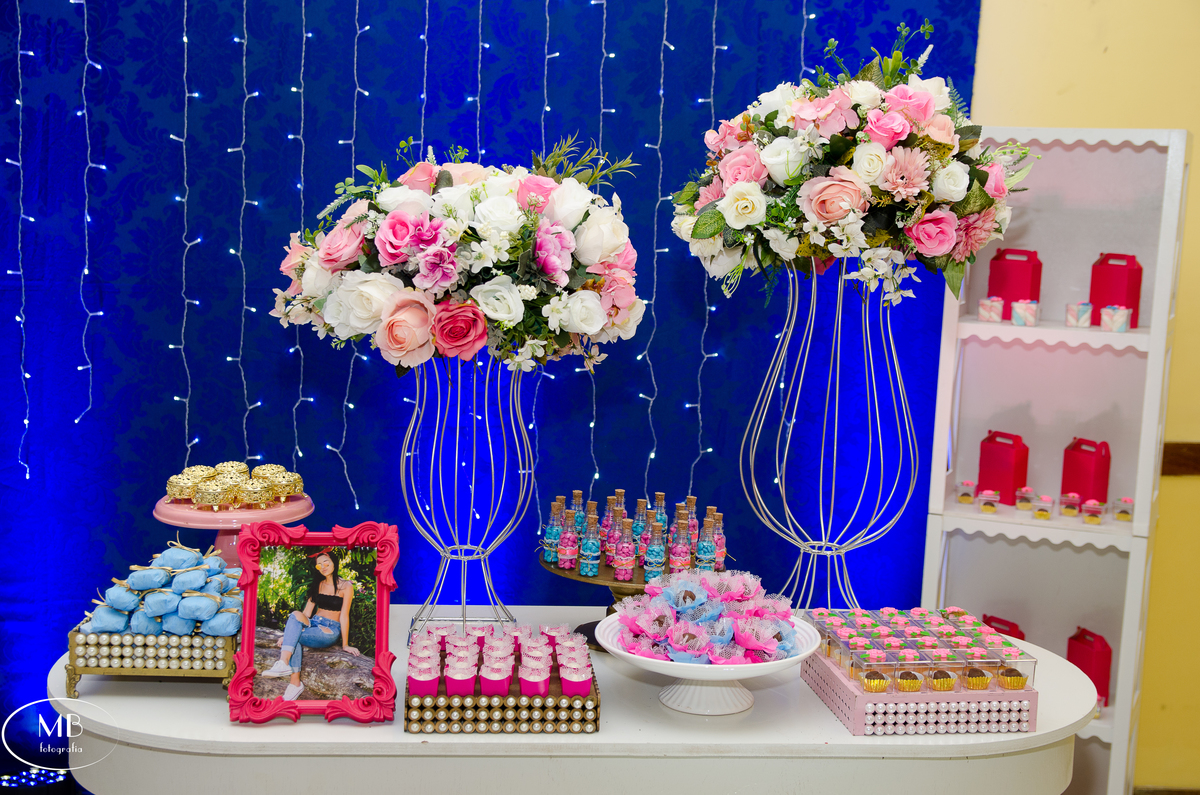 quinzaanos-debutante-festade15anos-paraisodasfestas-petropolis-rj-casamentonaserra-casamento-festademenina-photographerforrent-fotografoparaaluguel-mauricioborgesfotografia-fotografiaediversao-itaipava-regiaoserranadorio-karenvianna-aniversário-criança-