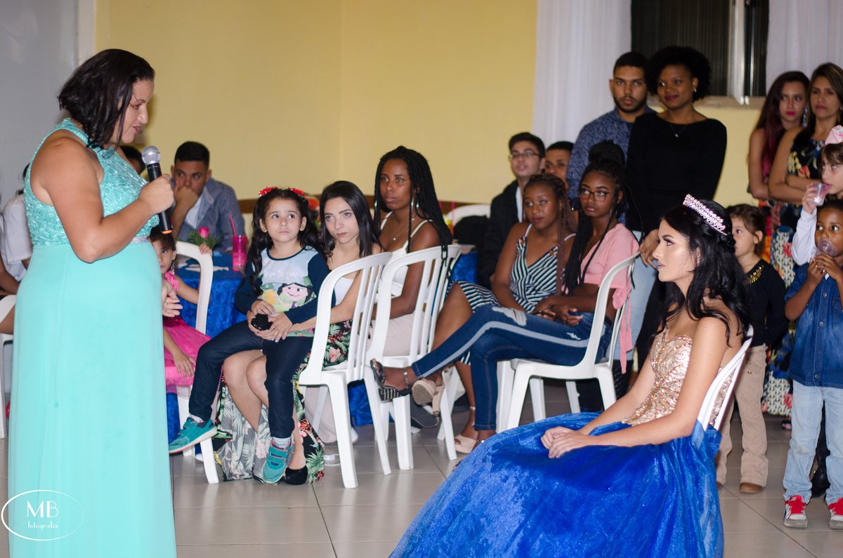 quinzaanos-debutante-festade15anos-paraisodasfestas-petropolis-rj-casamentonaserra-casamento-festademenina-photographerforrent-fotografoparaaluguel-mauricioborgesfotografia-fotografiaediversao-itaipava-regiaoserranadorio-karenvianna-aniversário-criança-