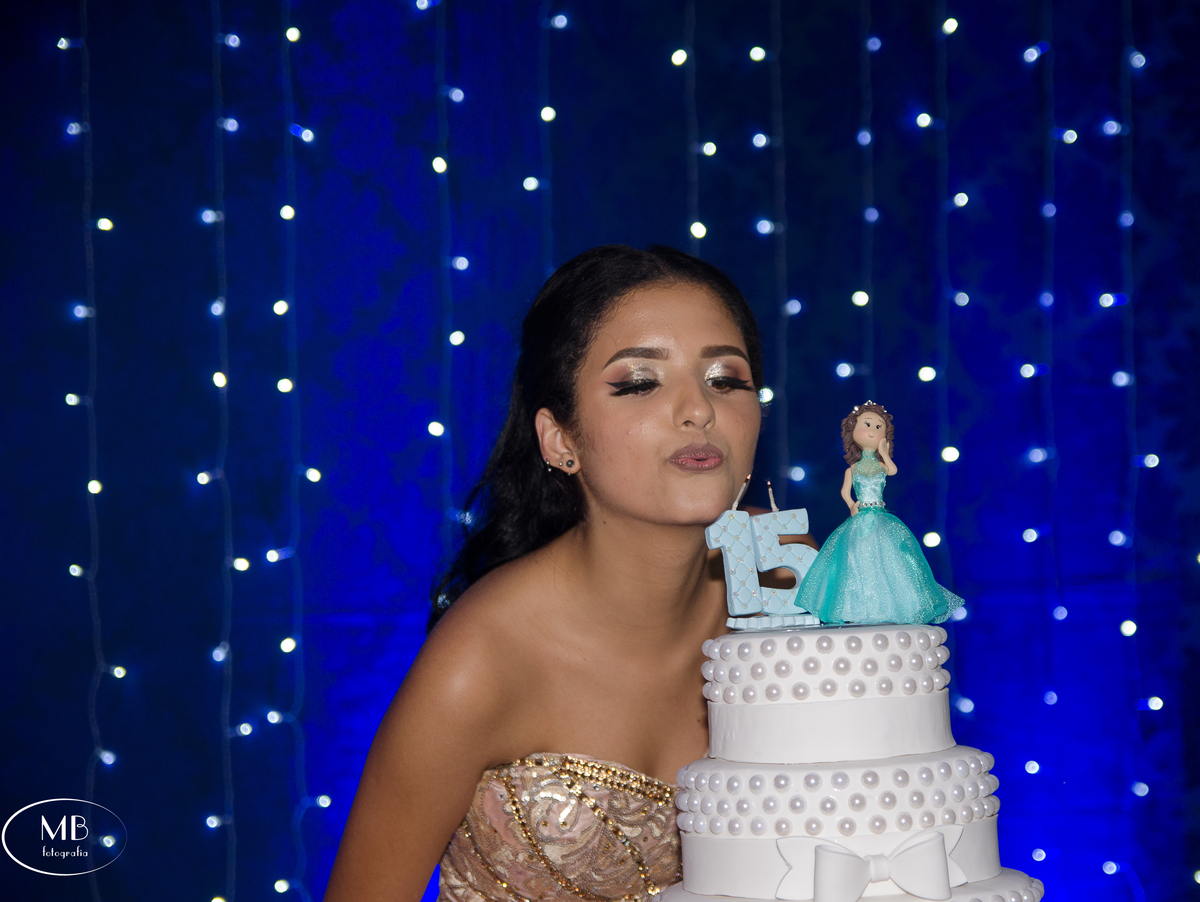 quinzaanos-debutante-festade15anos-paraisodasfestas-petropolis-rj-casamentonaserra-casamento-festademenina-photographerforrent-fotografoparaaluguel-mauricioborgesfotografia-fotografiaediversao-itaipava-regiaoserranadorio-karenvianna-aniversário-criança-