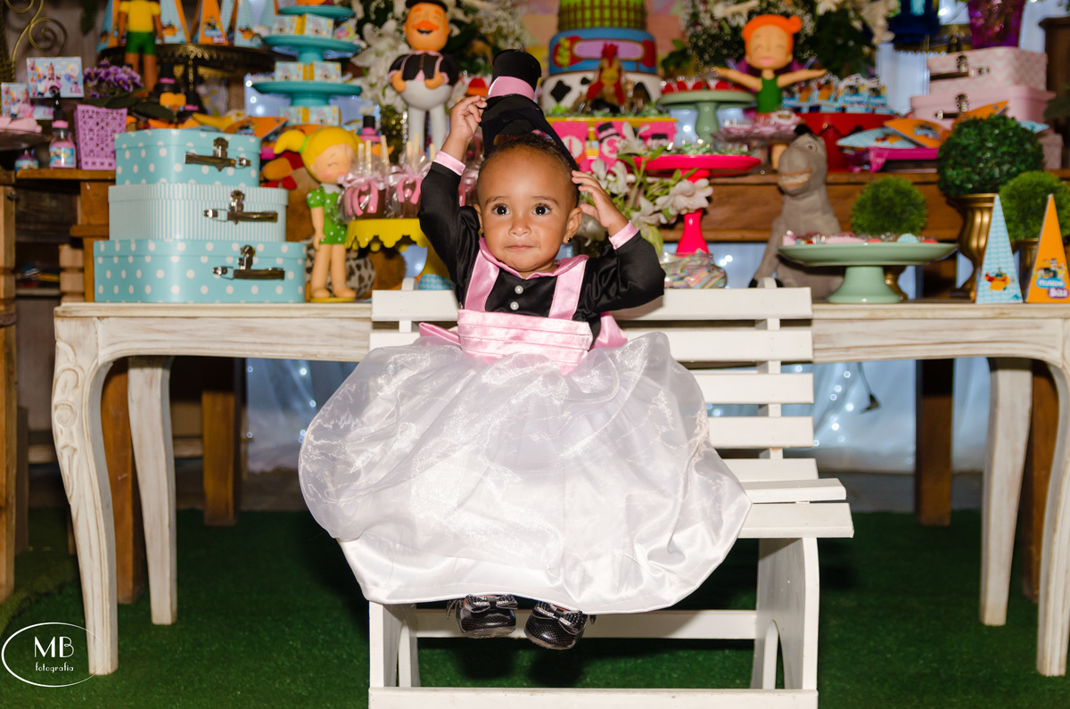 mauricioborgesfotografia-fotos-aniversariodecriança-festadecriança-umano-festademenina-itapava-casaraoeventos-fotografia-phographerforrent-fotografodealuguel-petropolis-cidadeimperial-mundobita-casamento-casorionaserra-festasempetropolis-petrocity