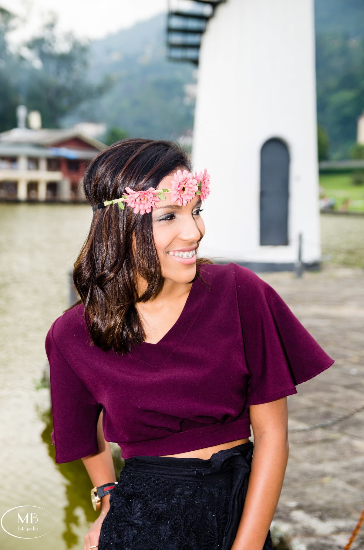 ensaiofeminino-quitandinha-petropolis-rj-errejota-fotografia-fotosdemenina-ensaiofemininoexterno-mauricioborgesfotografia-fotosempetropolis-fotografoparaaluguel-photographerforrent-brazilianteenphoto-fotonaserra-regiãoserranadorip-cenhaprapetropolis