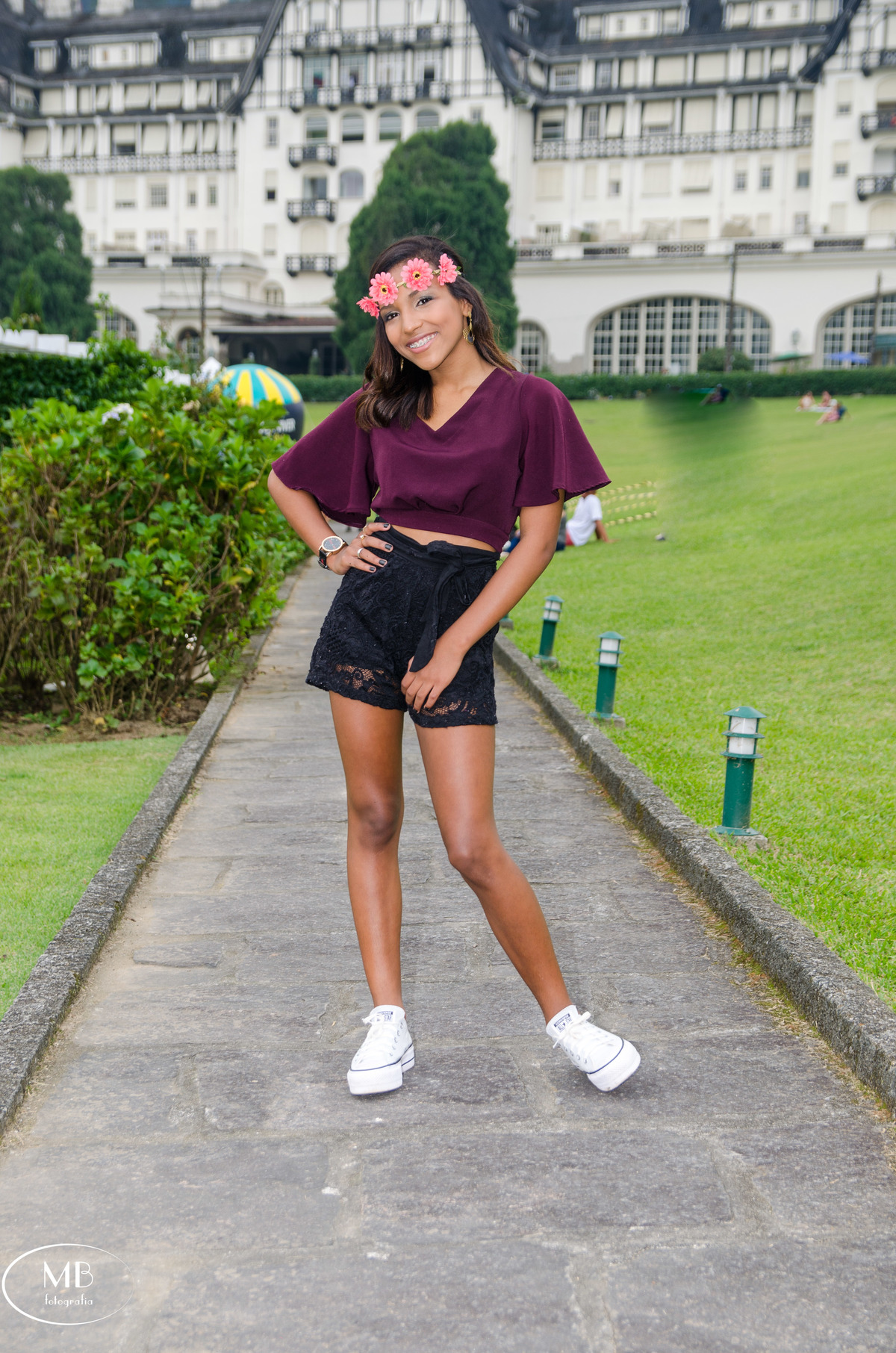 ensaiofeminino-quitandinha-petropolis-rj-errejota-fotografia-fotosdemenina-ensaiofemininoexterno-mauricioborgesfotografia-fotosempetropolis-fotografoparaaluguel-photographerforrent-brazilianteenphoto-fotonaserra-regiãoserranadorip-cenhaprapetropolis