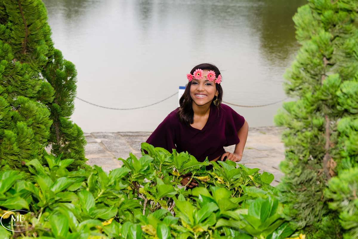 ensaiofeminino-quitandinha-petropolis-rj-errejota-fotografia-fotosdemenina-ensaiofemininoexterno-mauricioborgesfotografia-fotosempetropolis-fotografoparaaluguel-photographerforrent-brazilianteenphoto-fotonaserra-regiãoserranadorip-cenhaprapetropolis