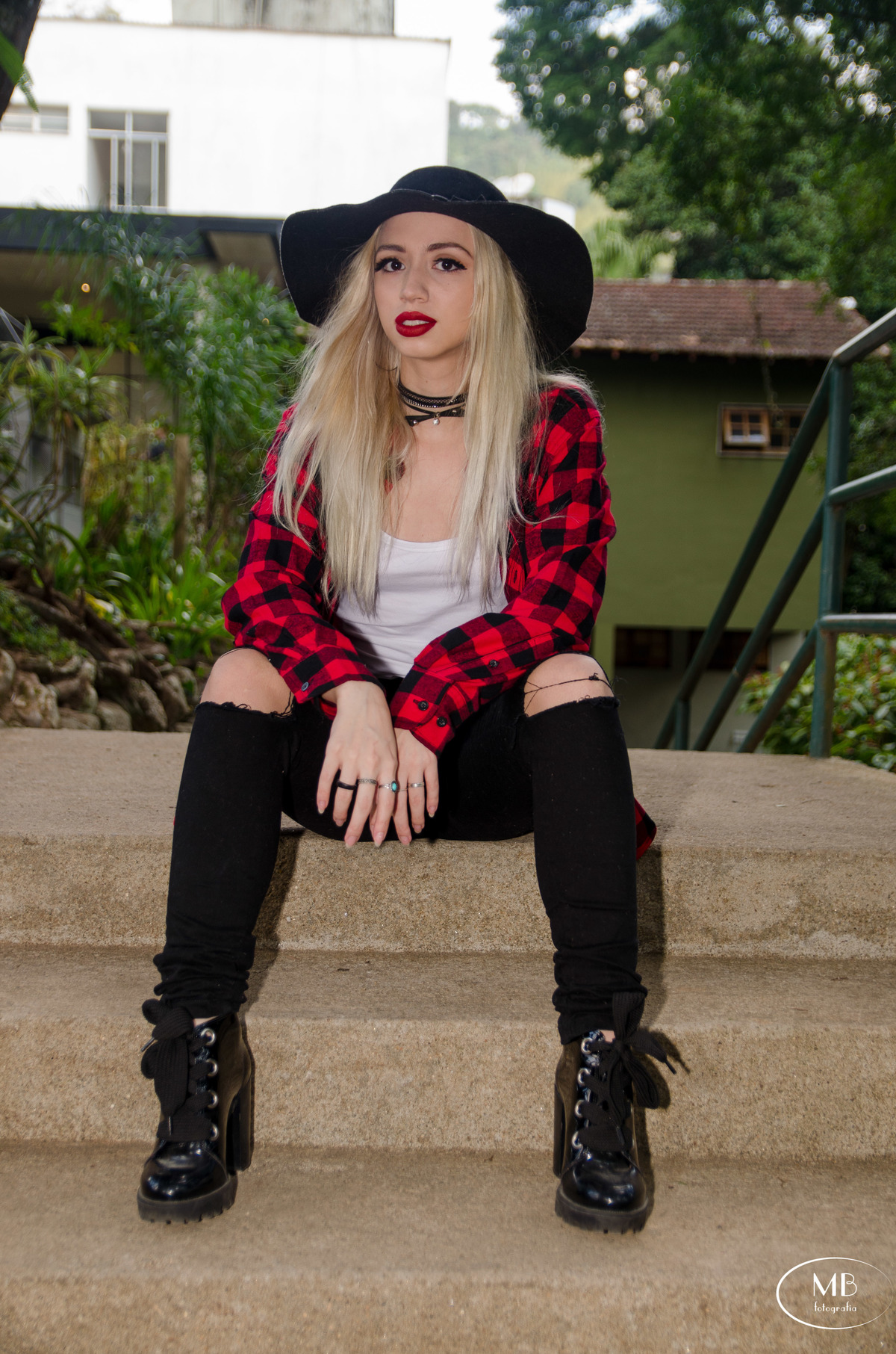 ensaiofeminino-museuimperial-cidadeimperial-petropolis-mauricioborgesfotografia-girlpower-blond-photografy-photographerforrent-instagirl-foloow4follow-thumblergirl-fotosnaserra-fotografandonaserra-fotosurbanas-fotosfemininas-fotosexternas-ensaiosexternos